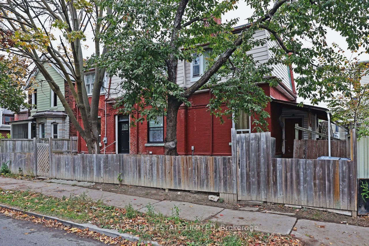 31 Markham Street