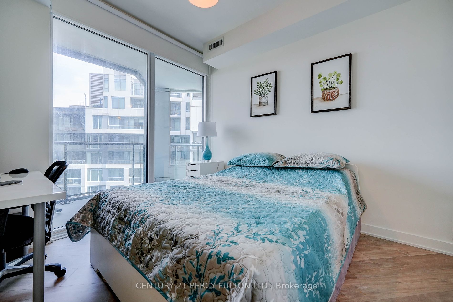 27 Bathurst St, #1501