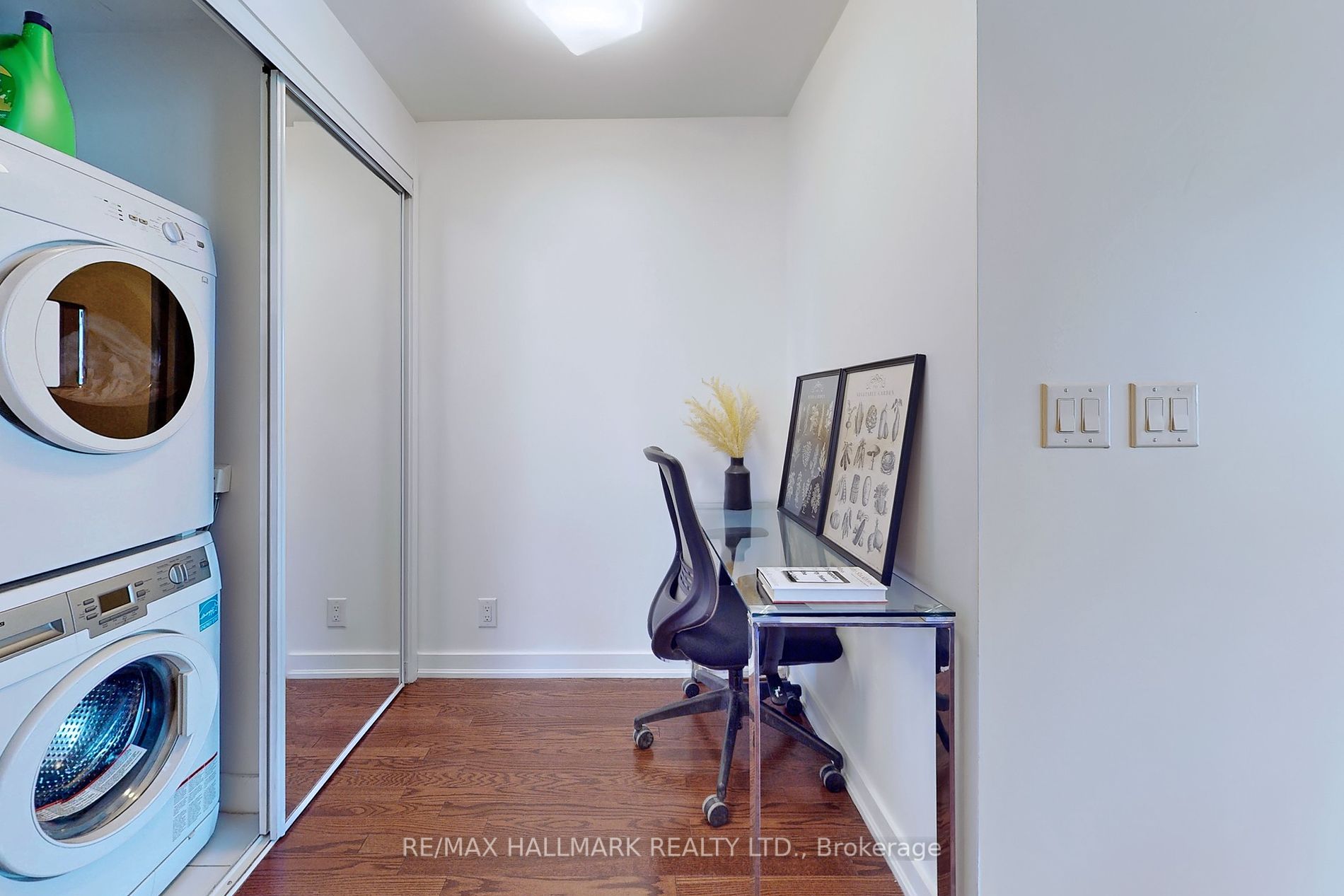 14 York Street, #3610