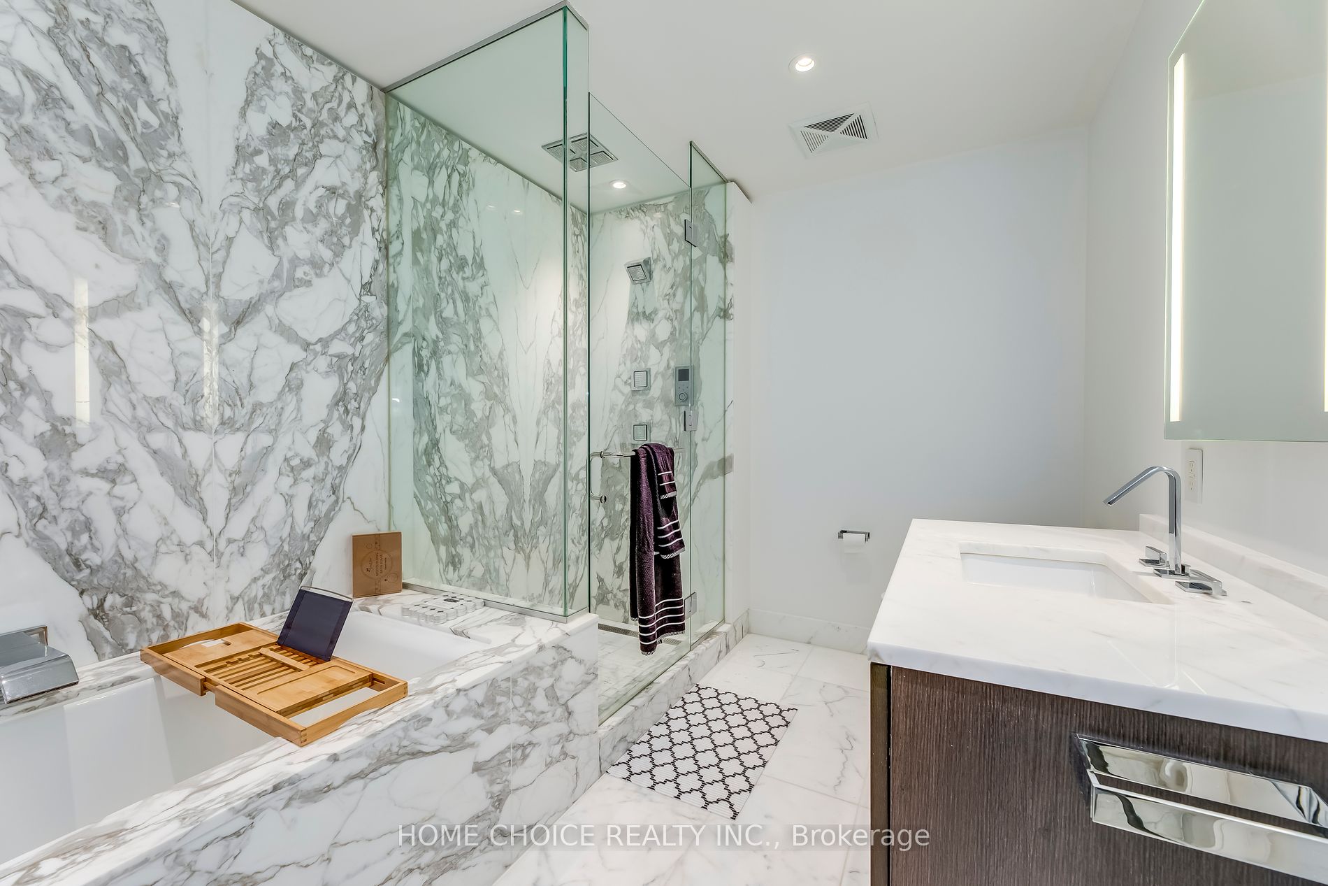 180 University Avenue, #2104