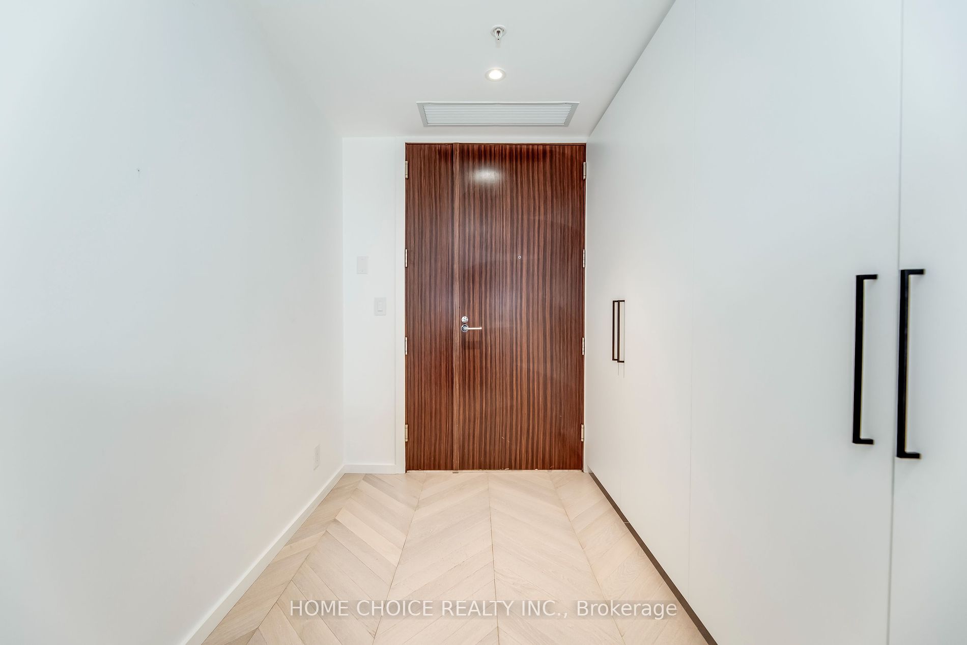 180 University Avenue, #2104