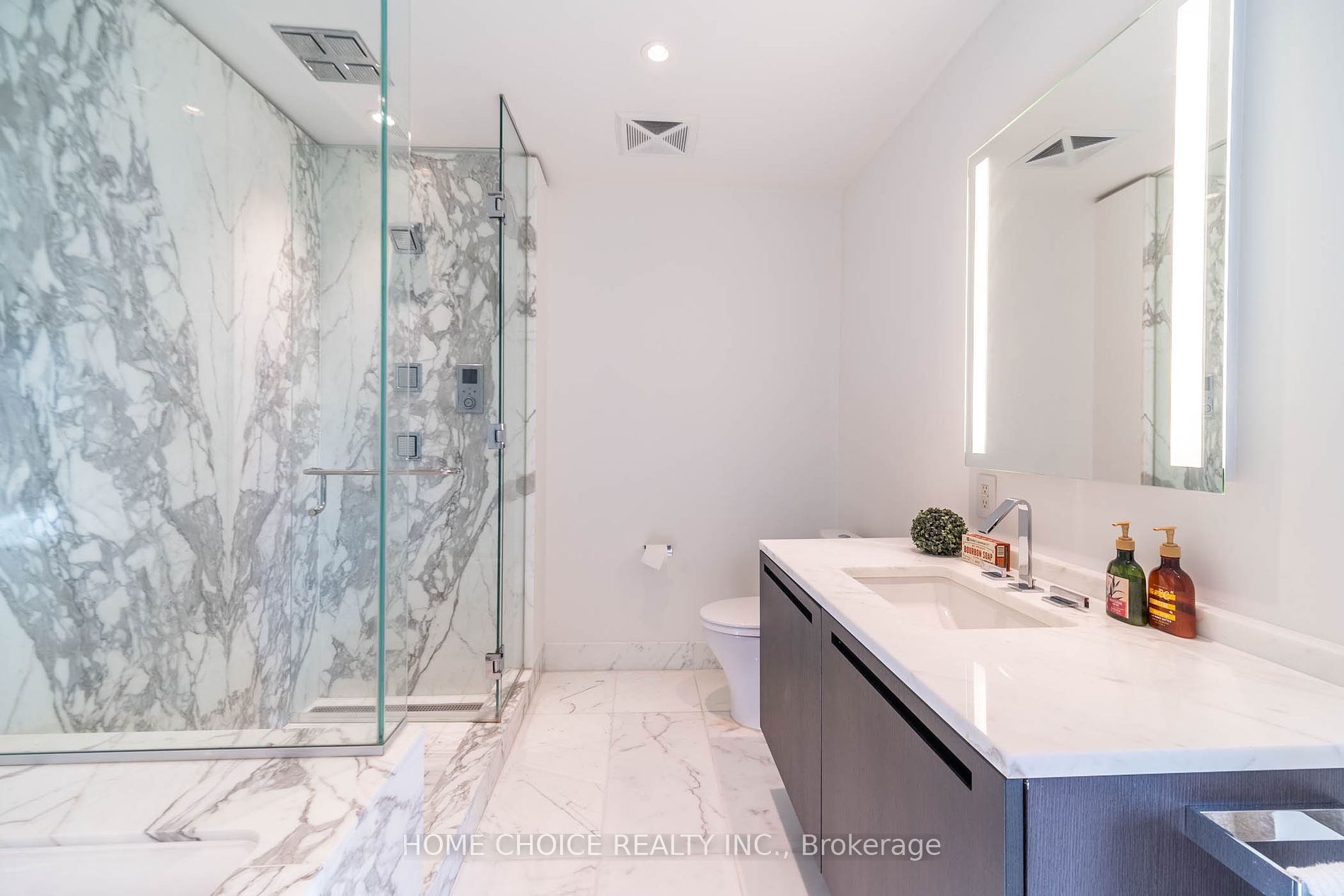 180 University Avenue, #2104