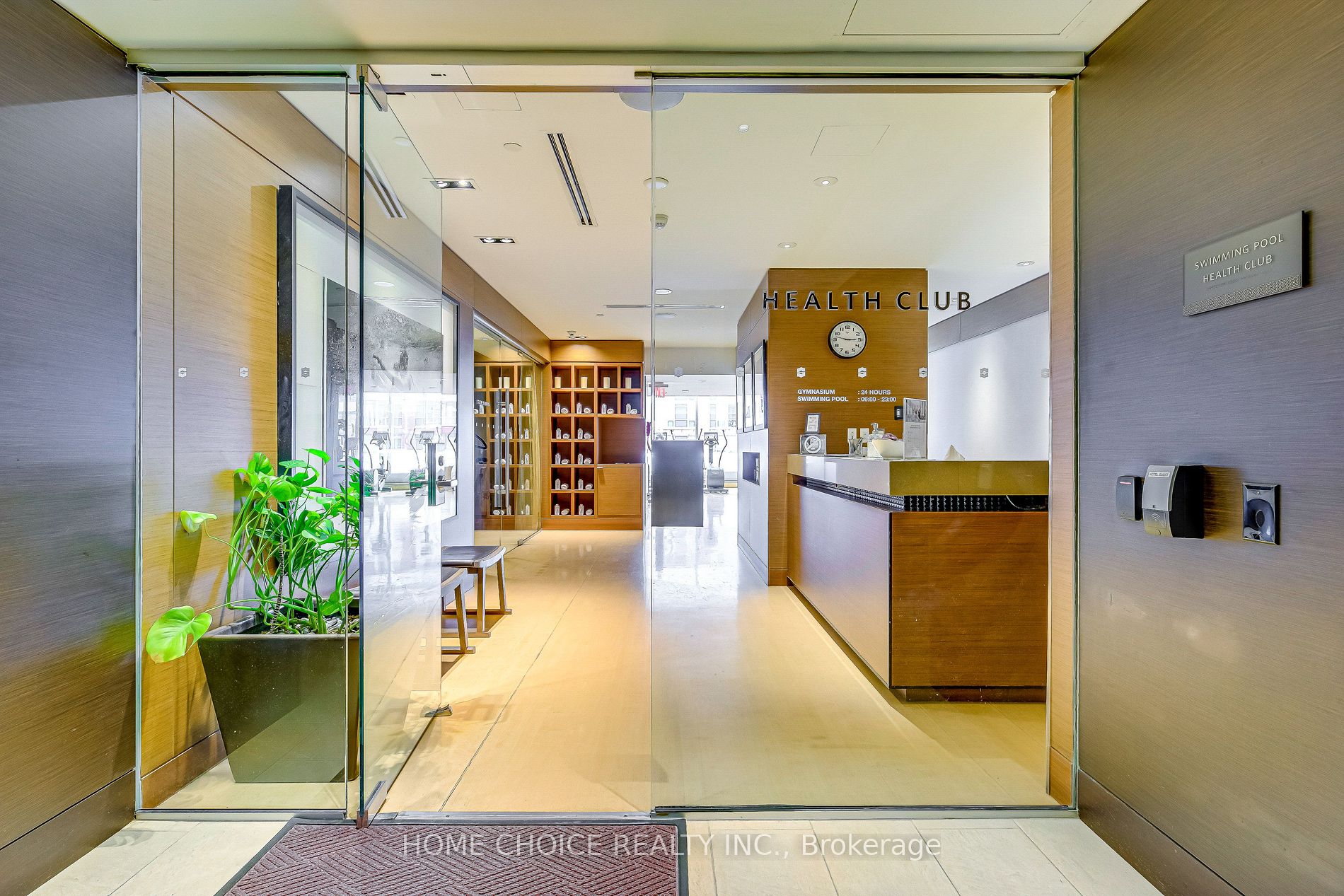 180 University Avenue, #2104