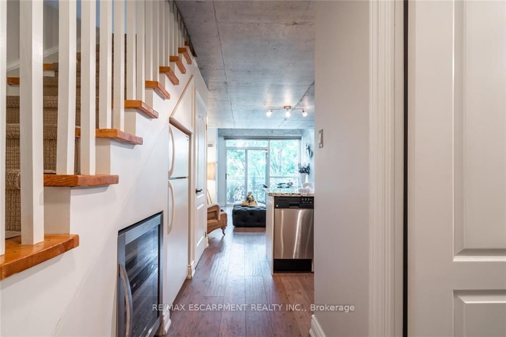 954 King St W, #311