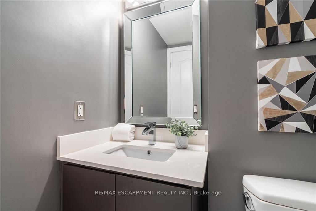 954 King St W, #311