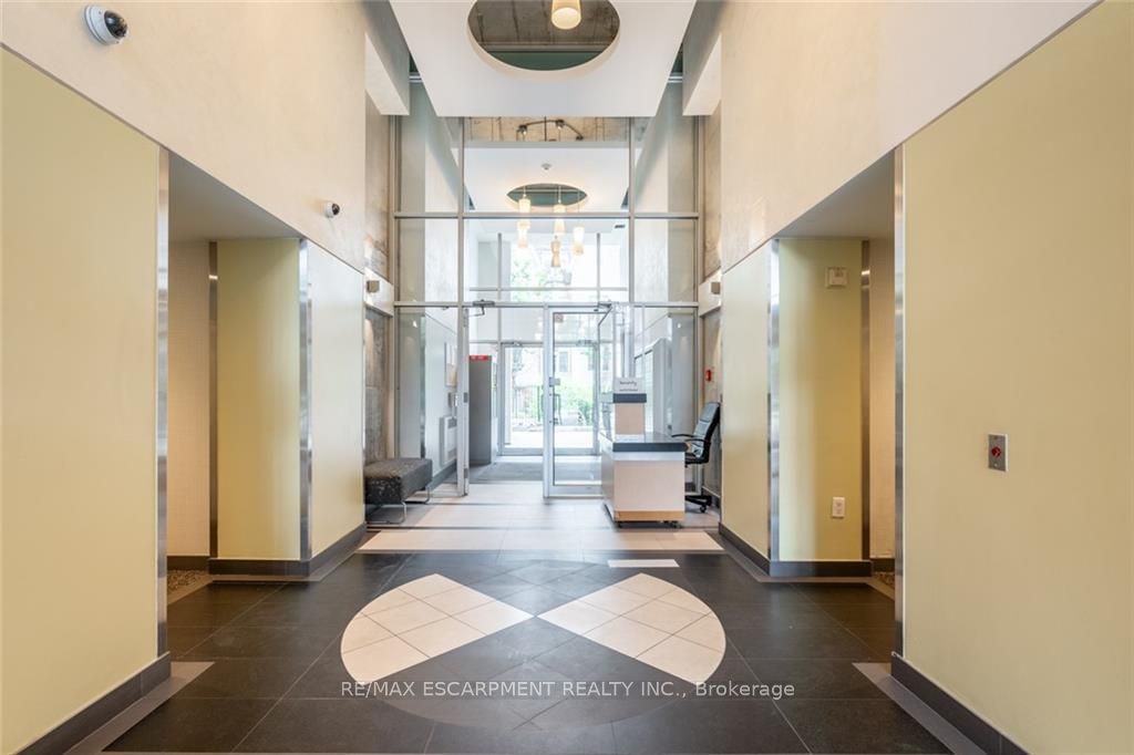 954 King St W, #311