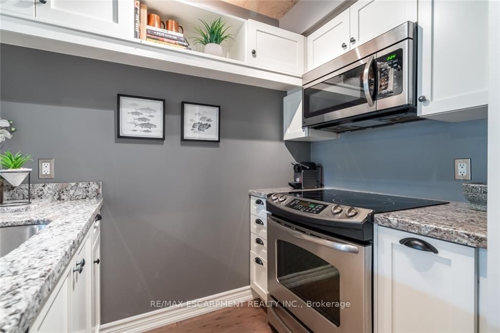 954 King St W, #311