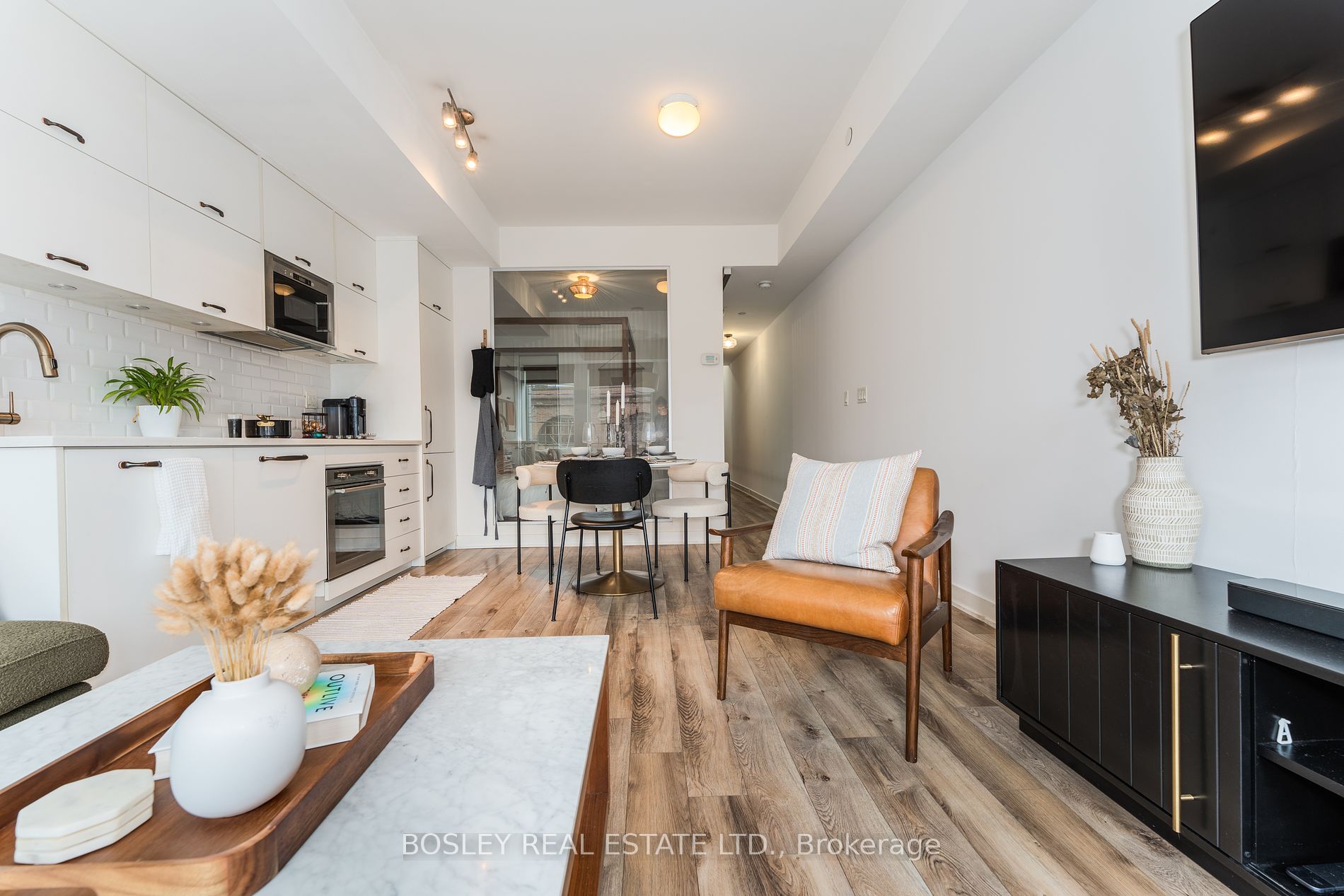 106 Dovercourt Road, #210
