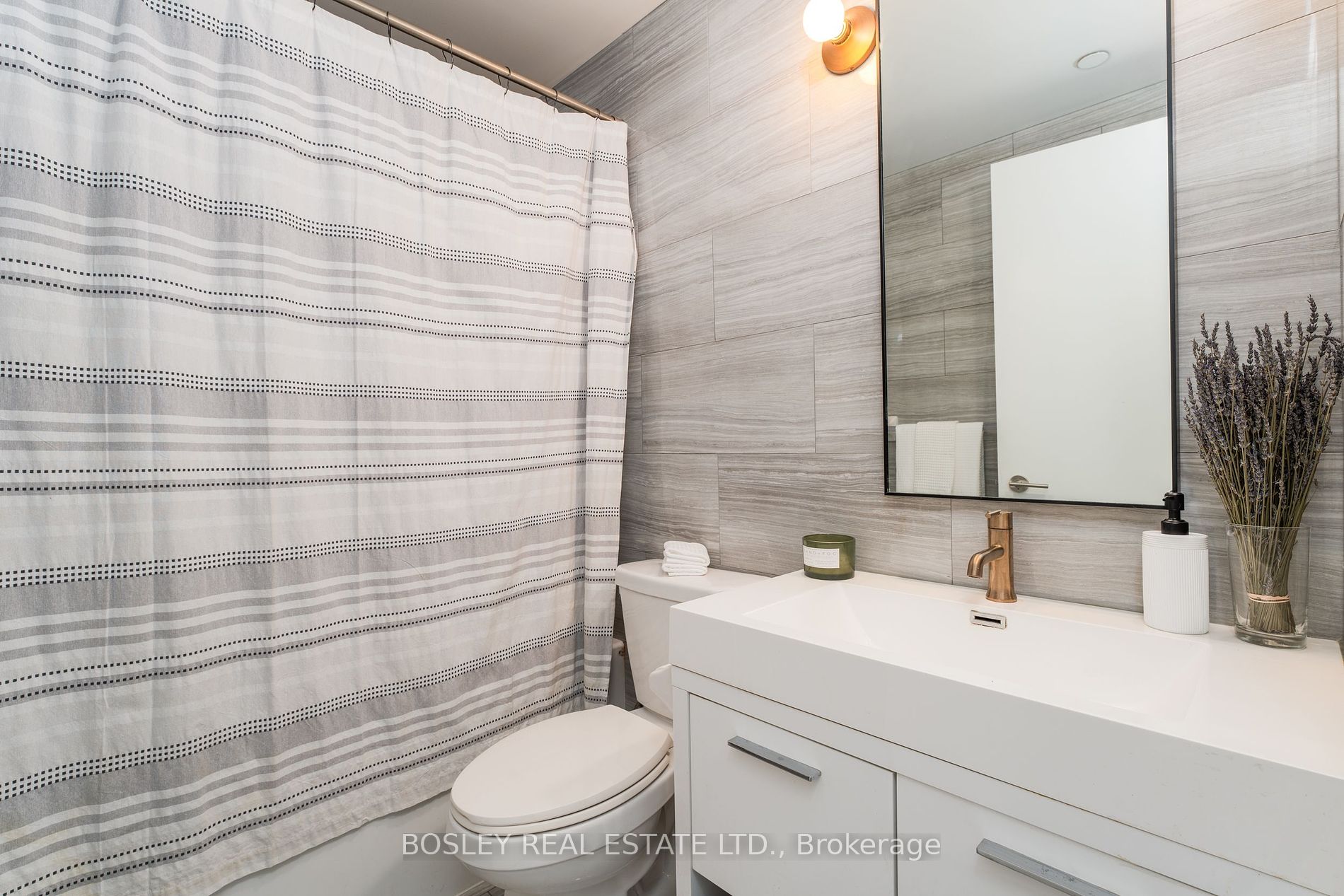 106 Dovercourt Road, #210