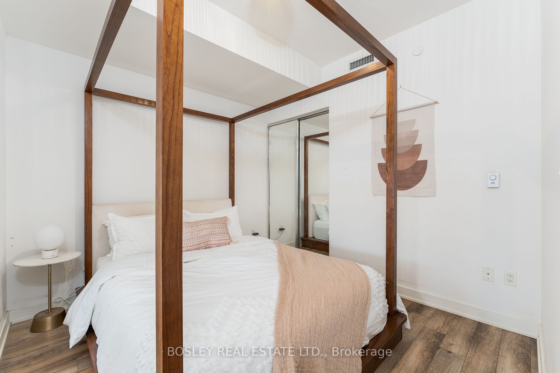 106 Dovercourt Road, #210