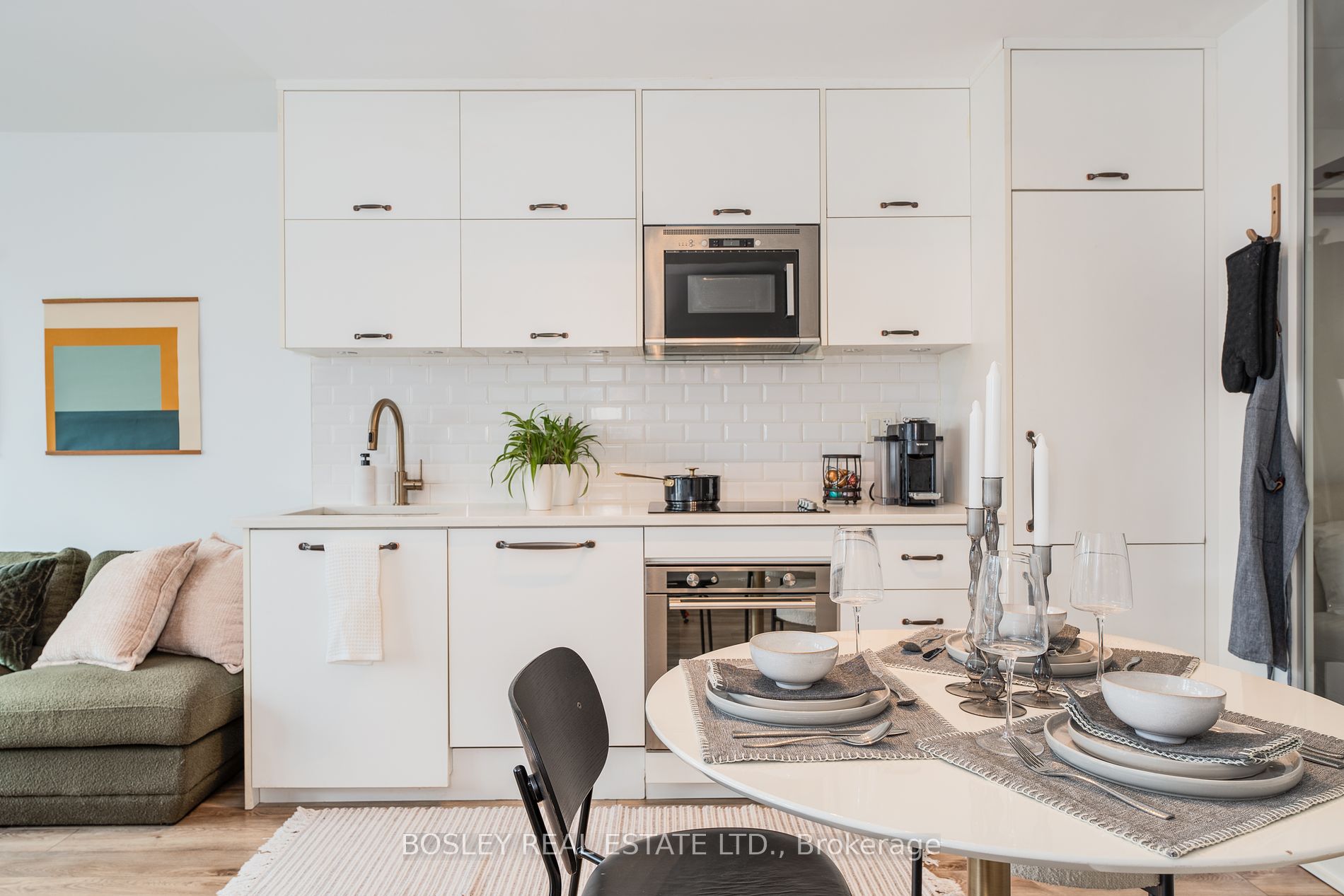 106 Dovercourt Road, #210