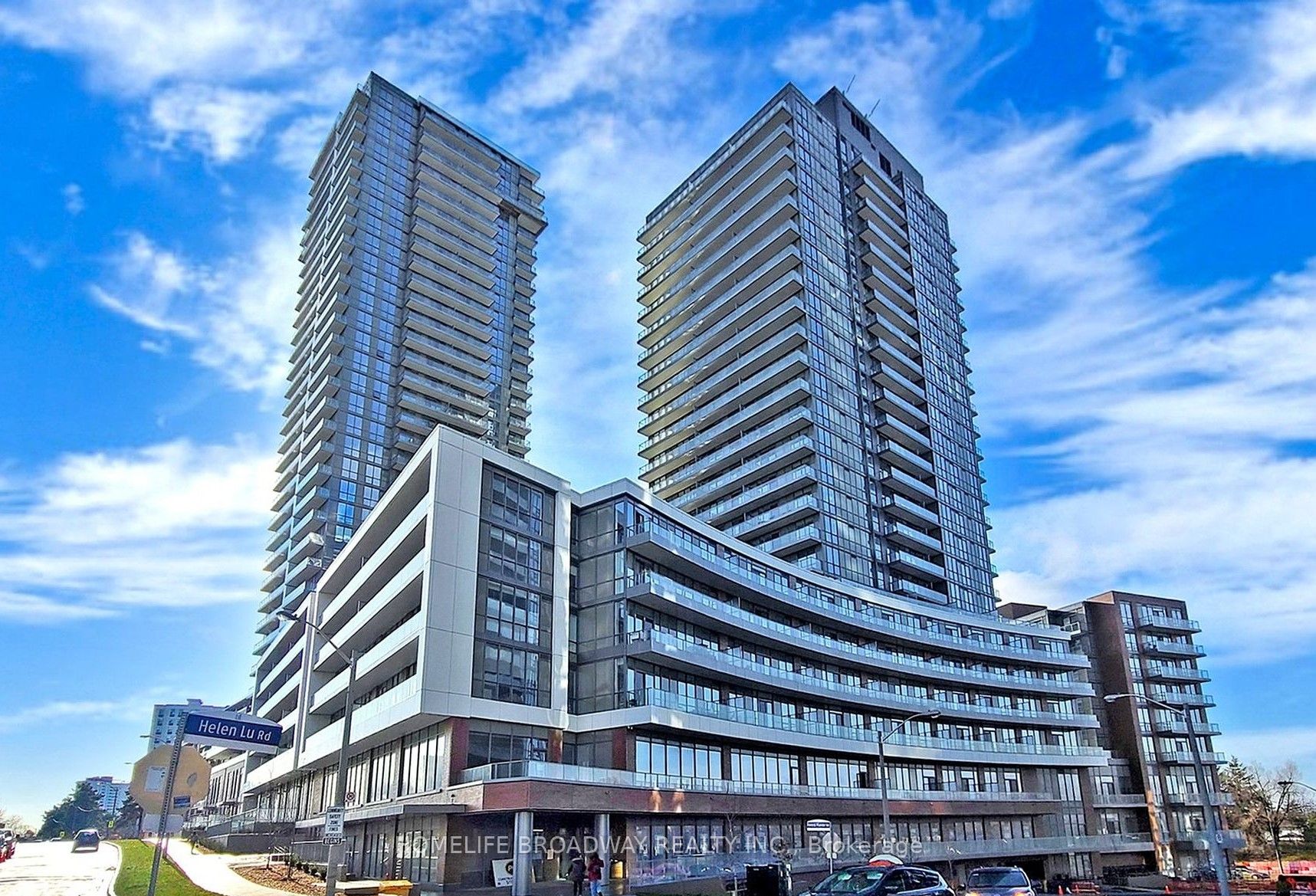 32 Forest Manor Rd, #611
