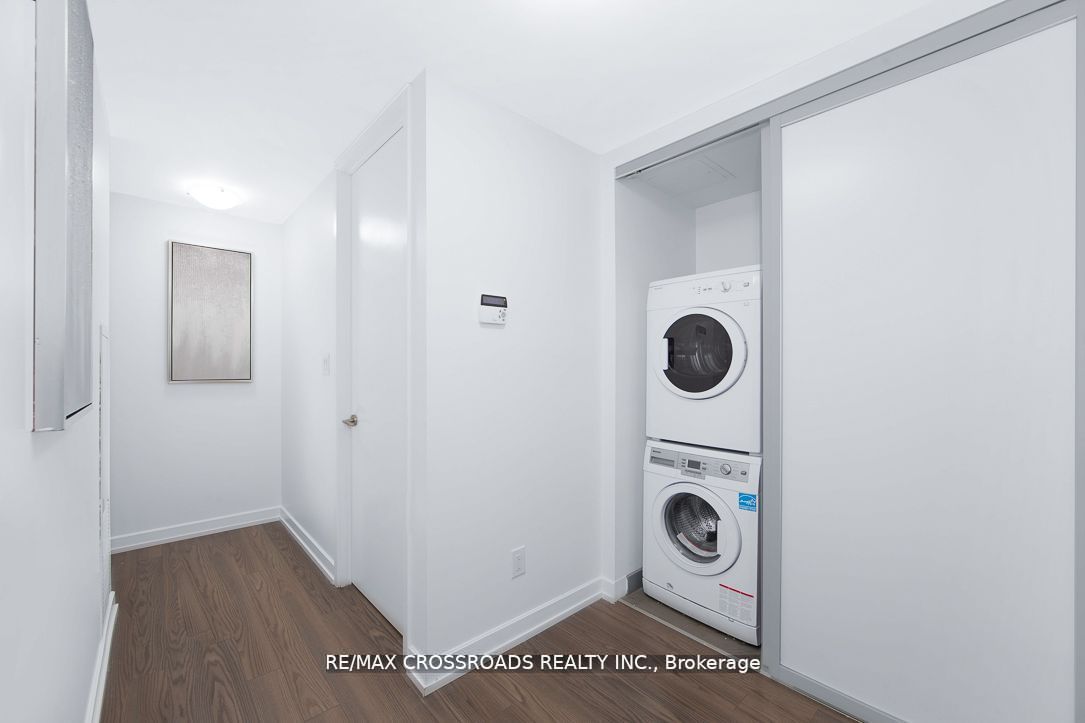 377 Madison Ave, #608
