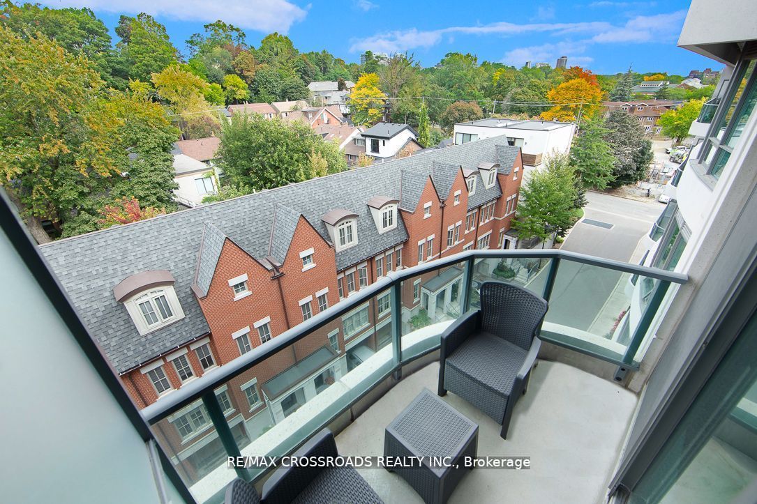 377 Madison Ave, #608