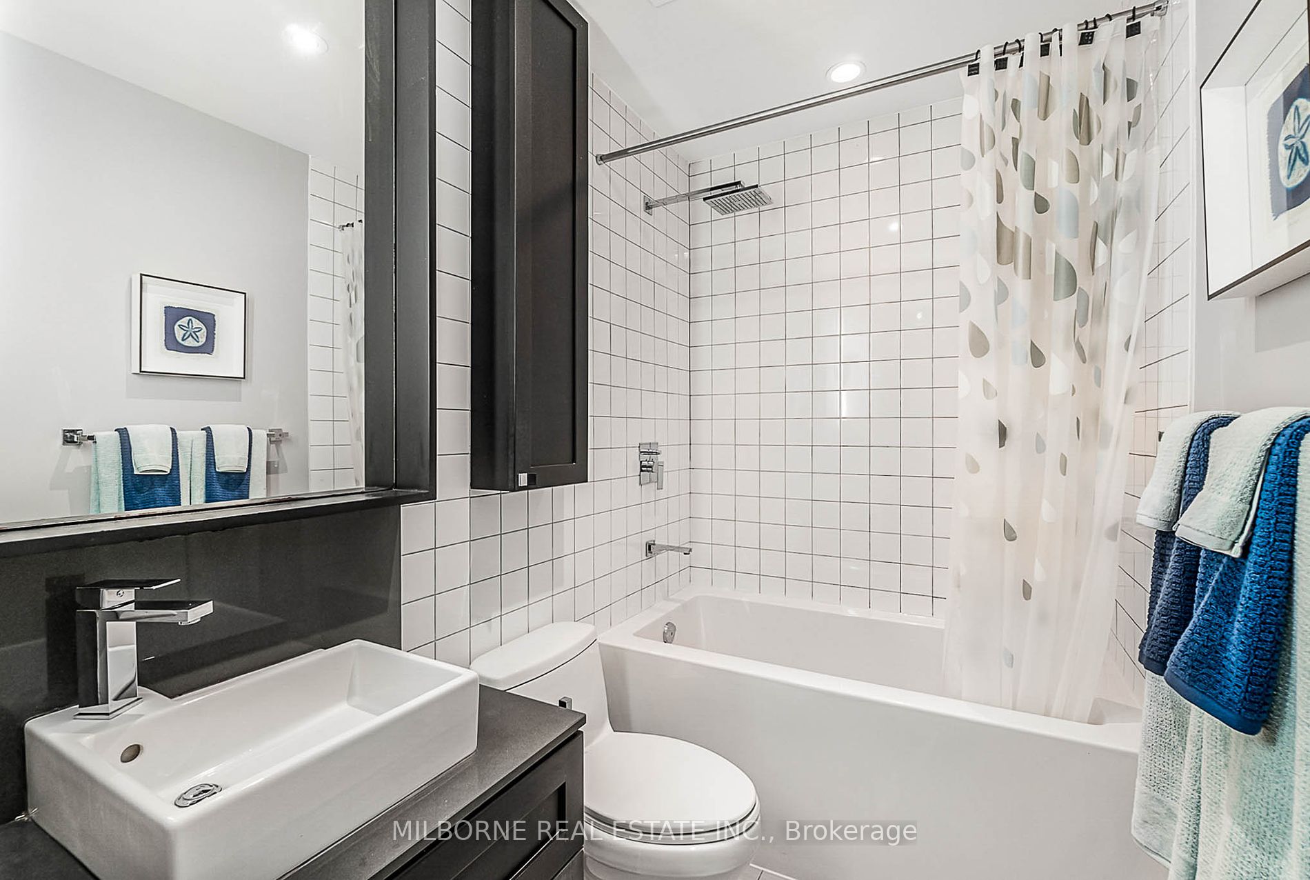 783 Bathurst Street #413