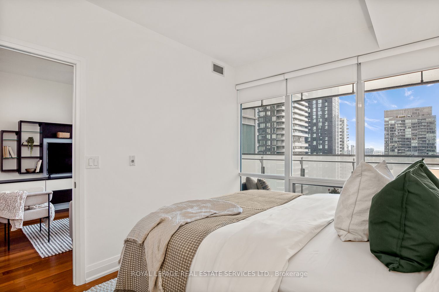 80 John St, #2604