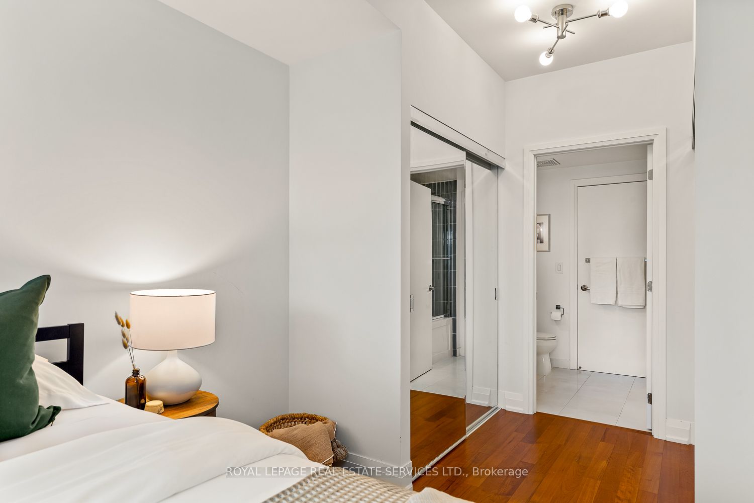 80 John St, #2604
