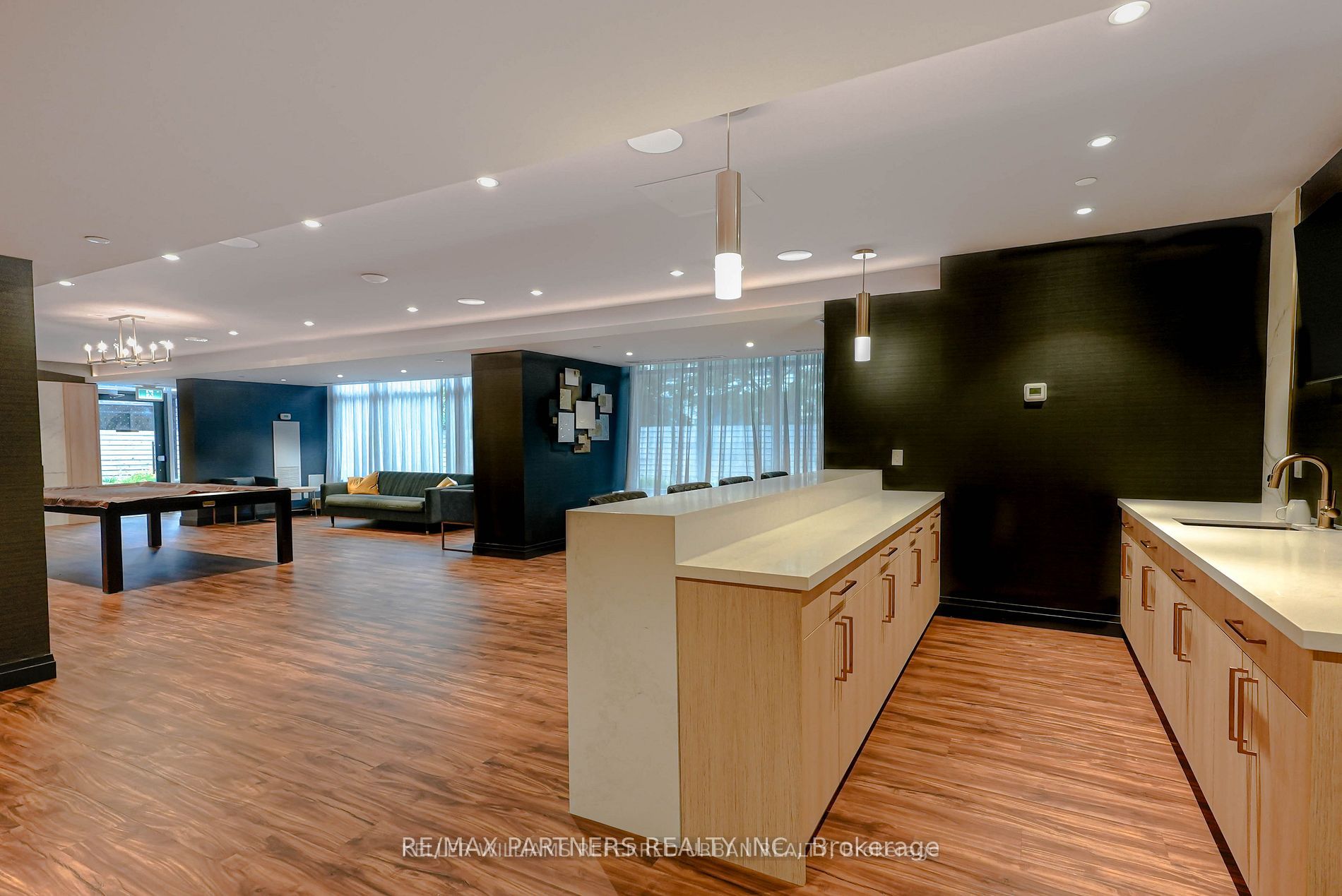 621 Sheppard Ave E, #110