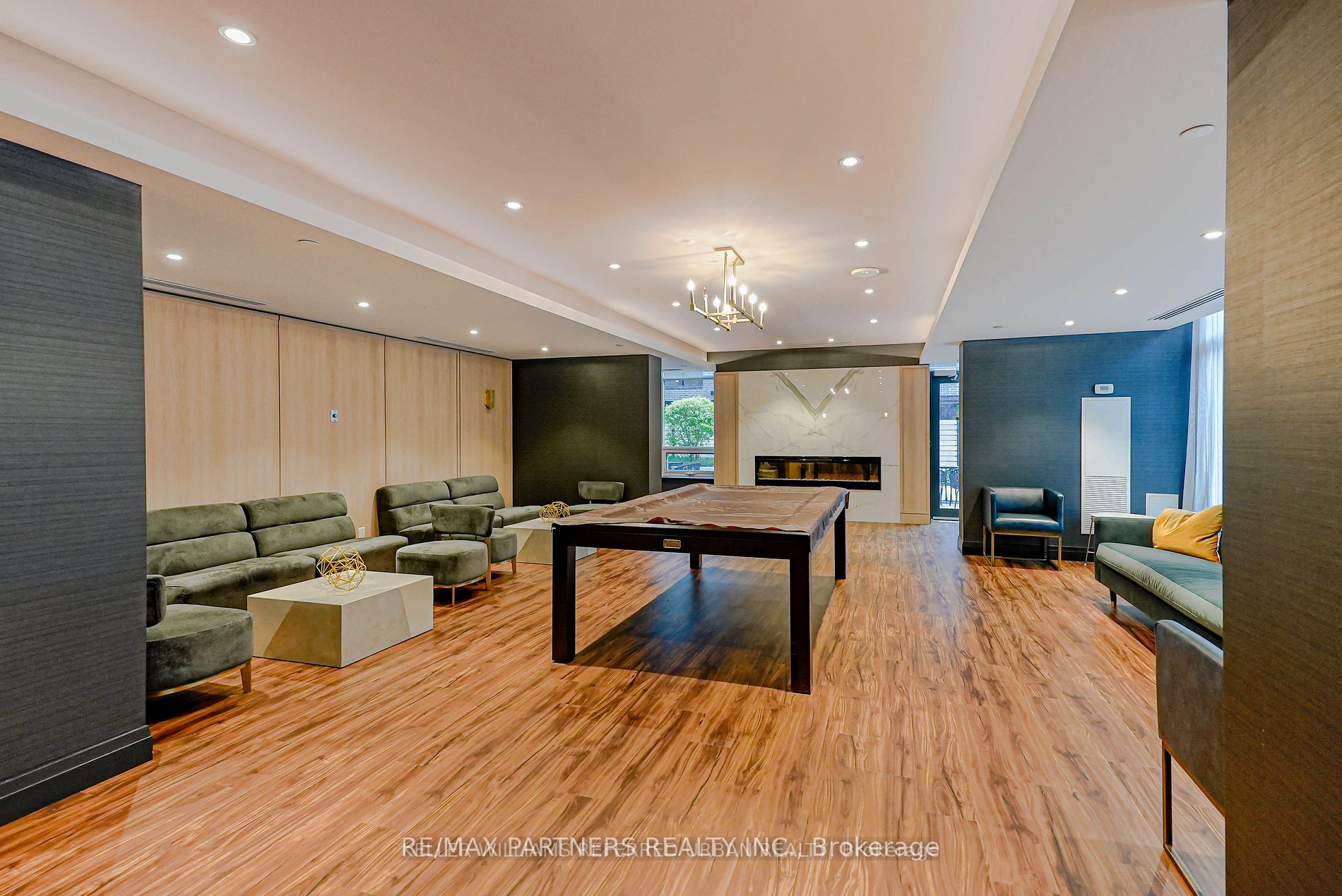 621 Sheppard Ave E, #110