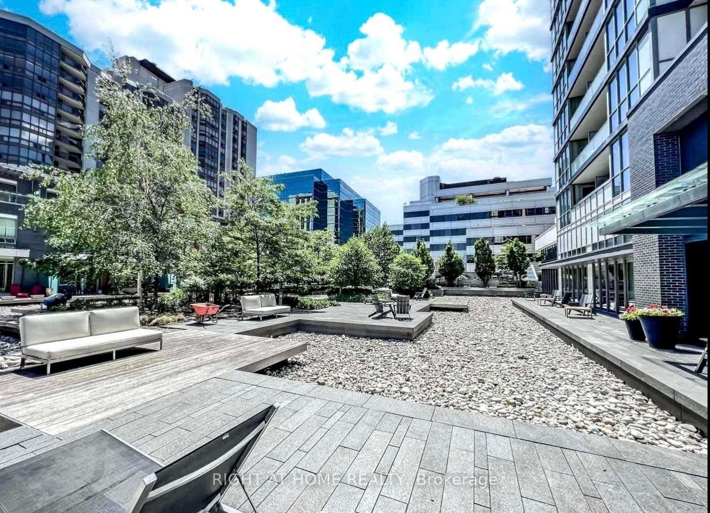 88 Sheppard Avenue E #409