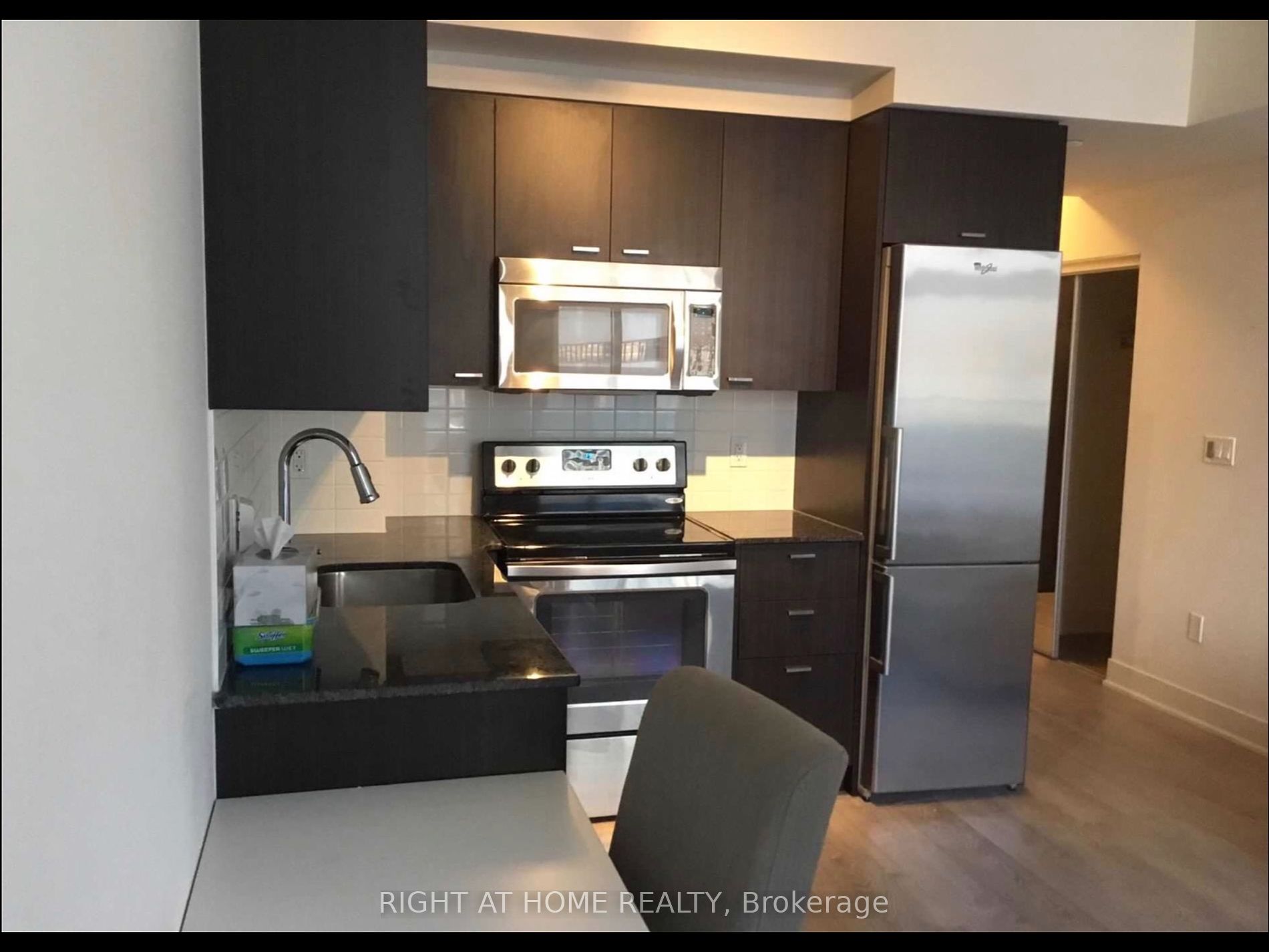 88 Sheppard Avenue E #409