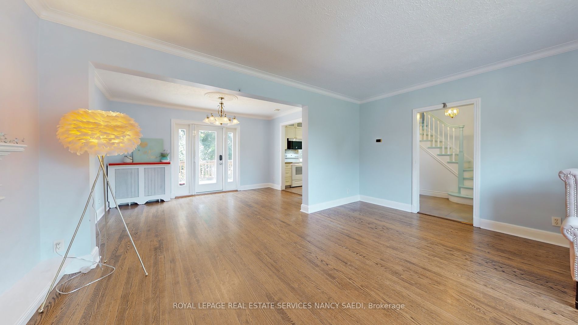 19 Strathgowan Crescent