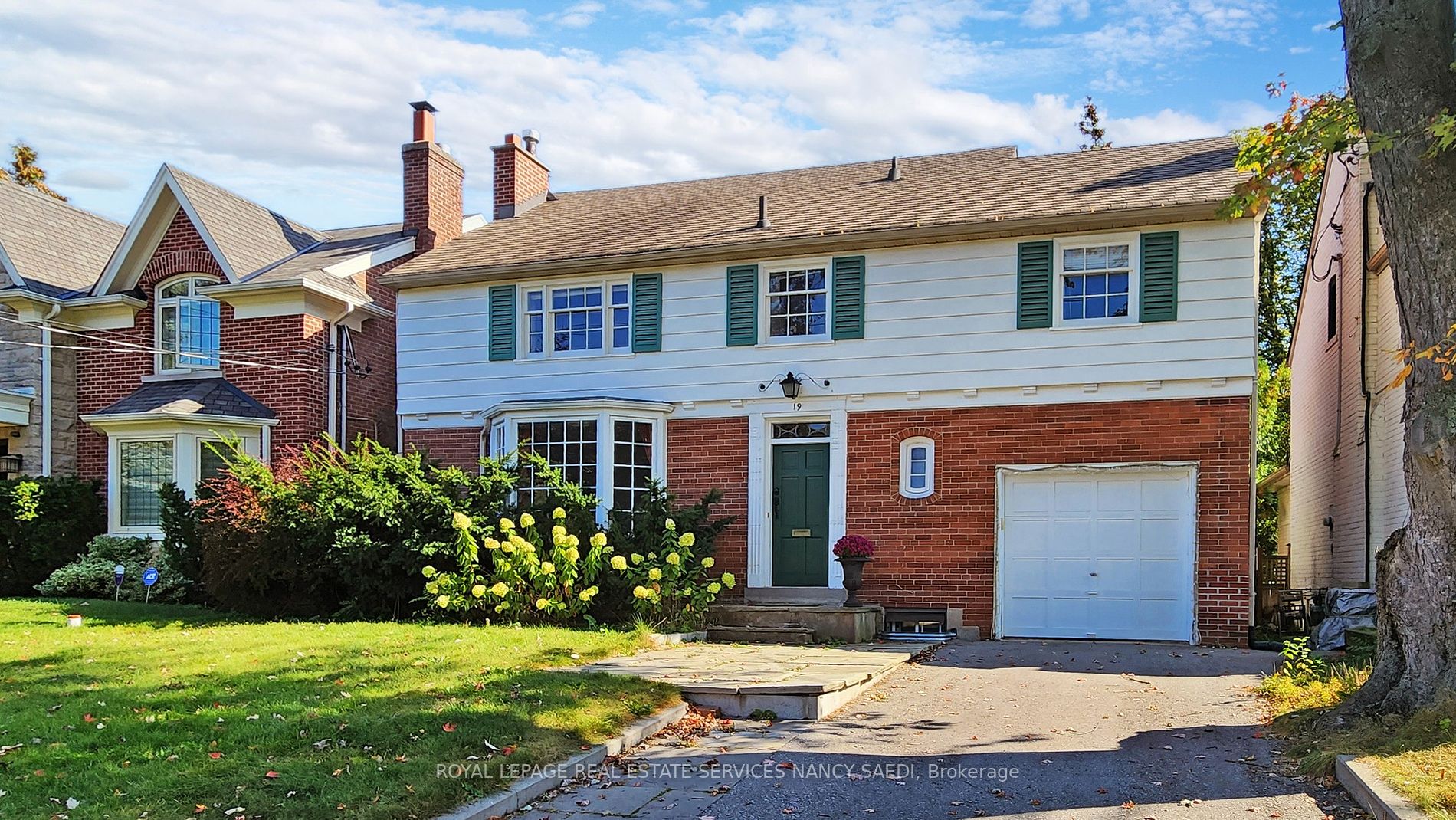 19 Strathgowan Crescent