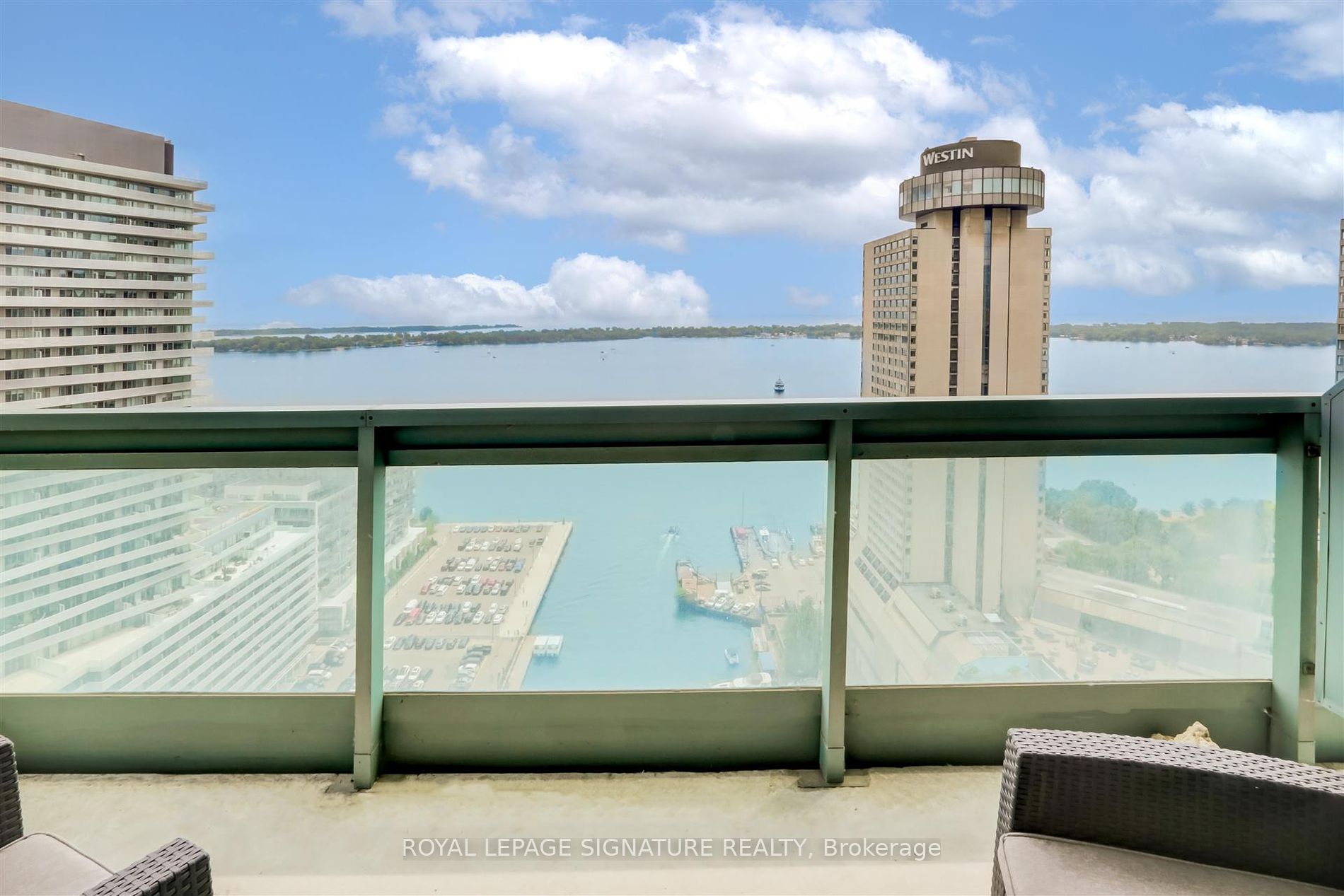 10 Yonge Street #3111