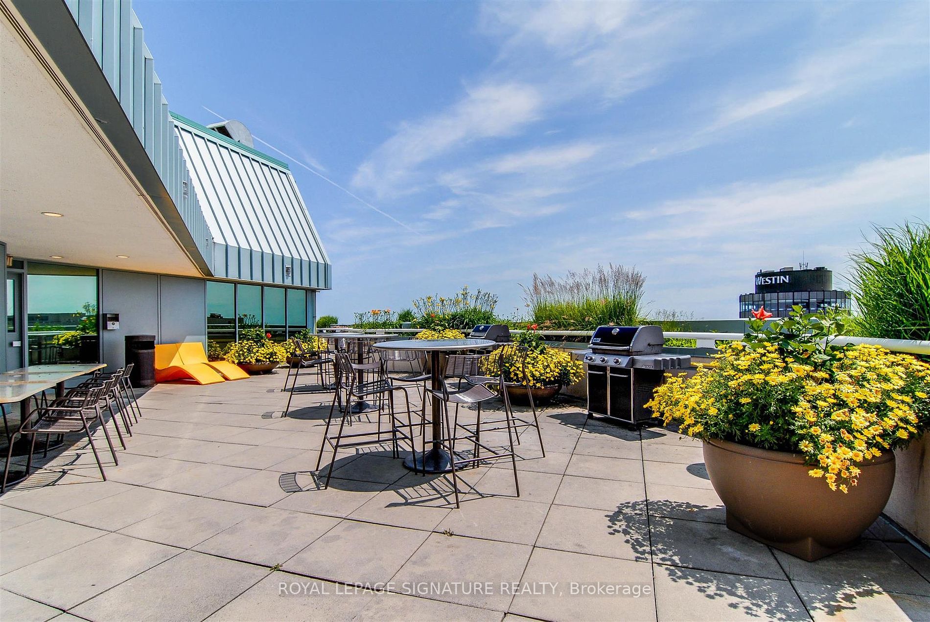 10 Yonge Street #3111
