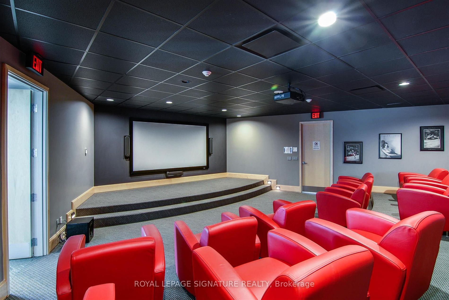 10 Yonge Street #3111