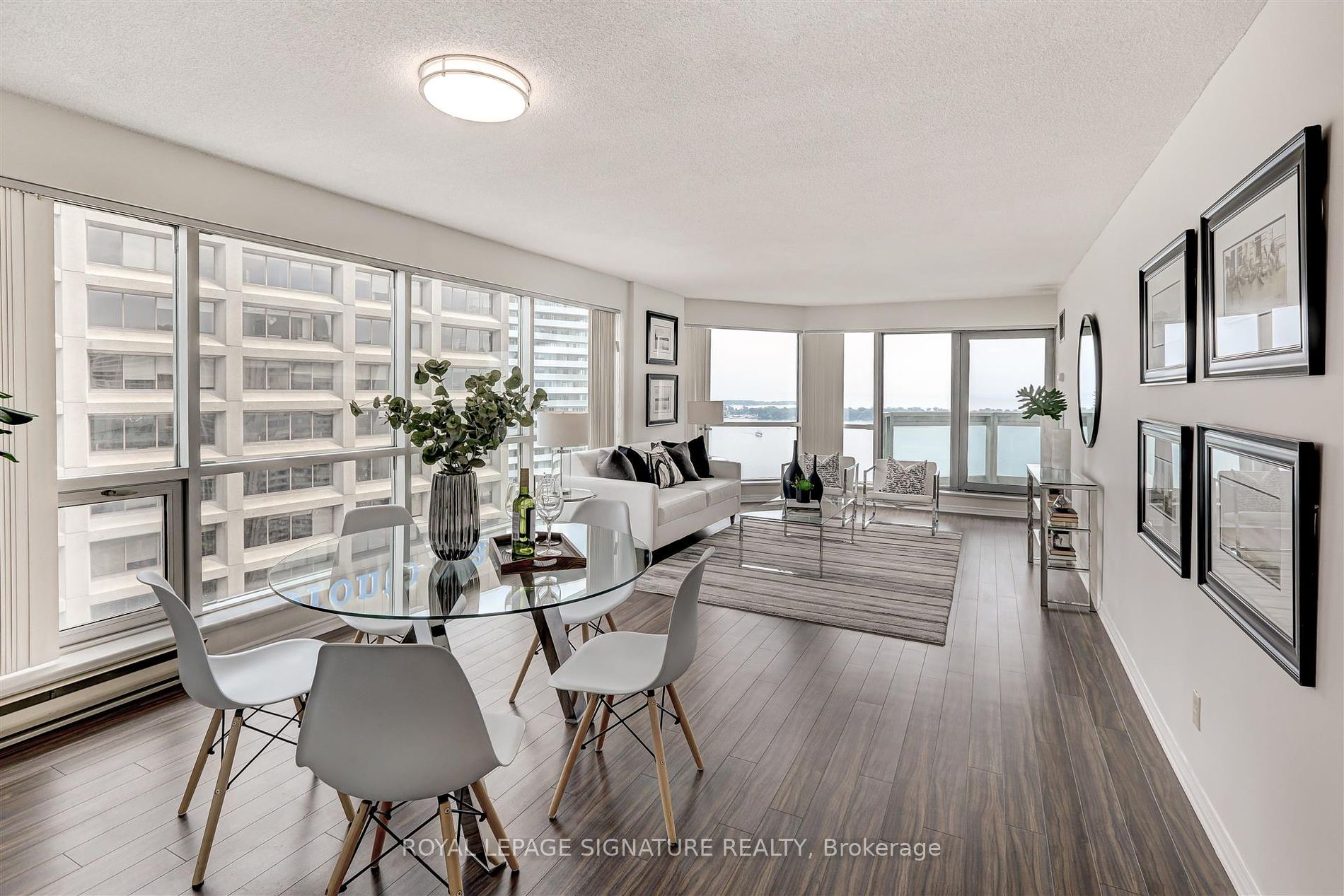 10 Yonge Street #3111