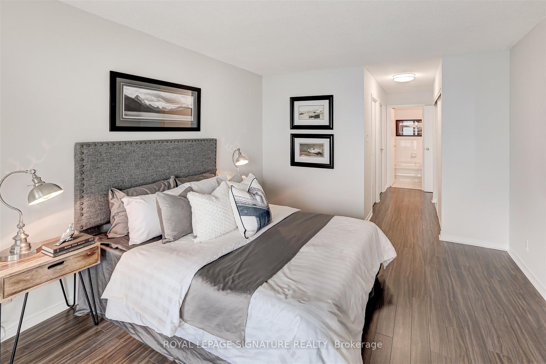 10 Yonge Street #3111