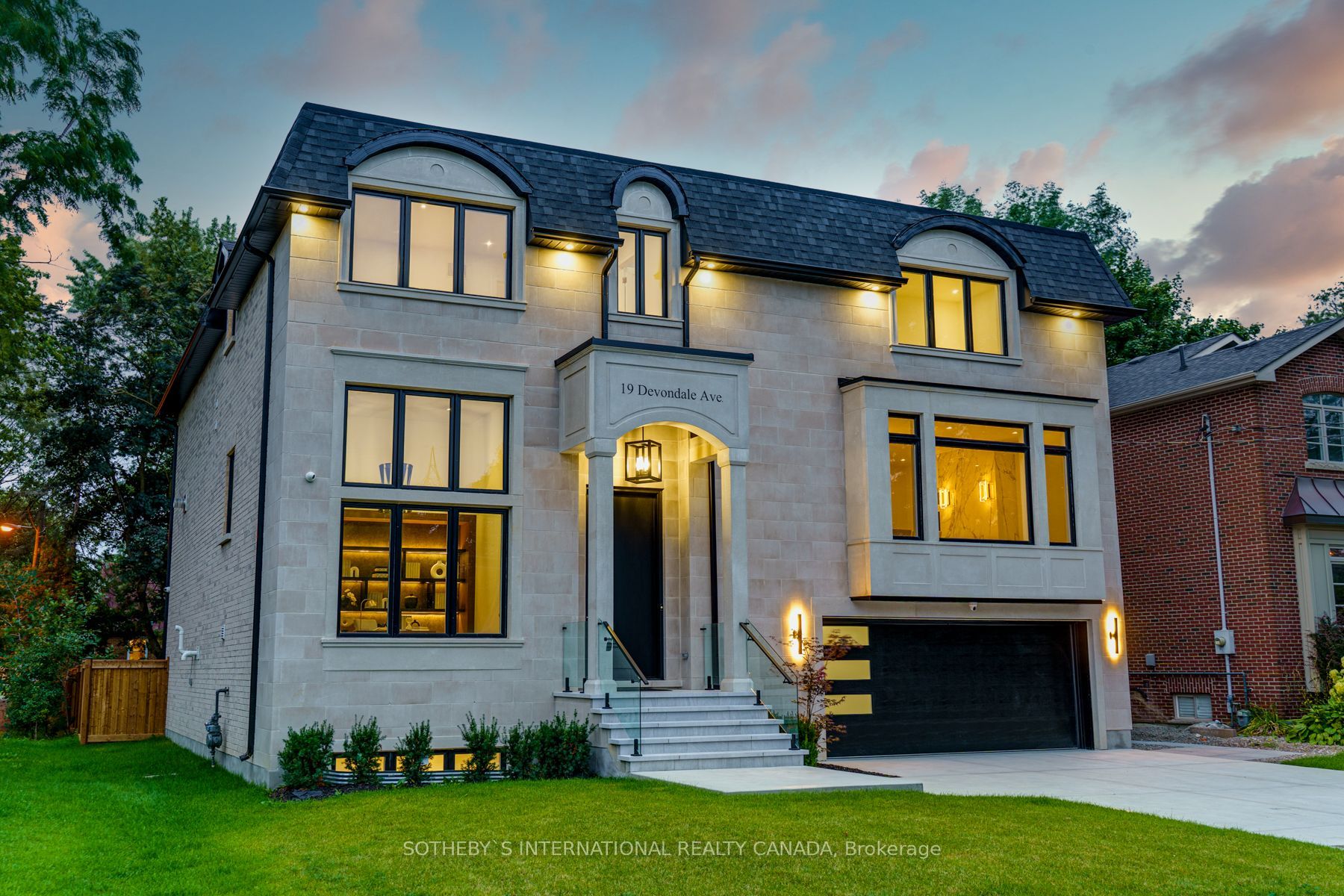 19 Devondale Ave
