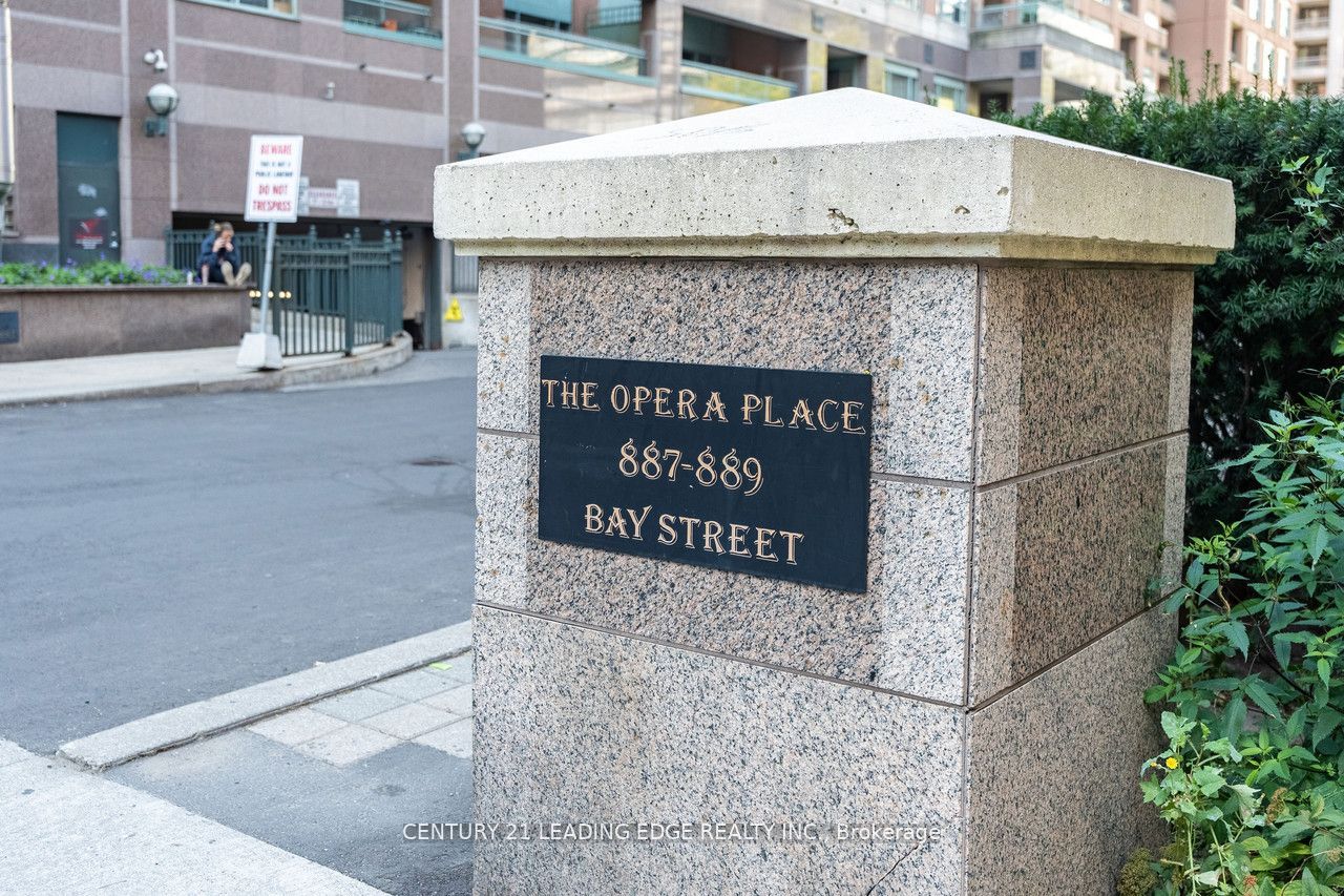 887 Bay St, #1508