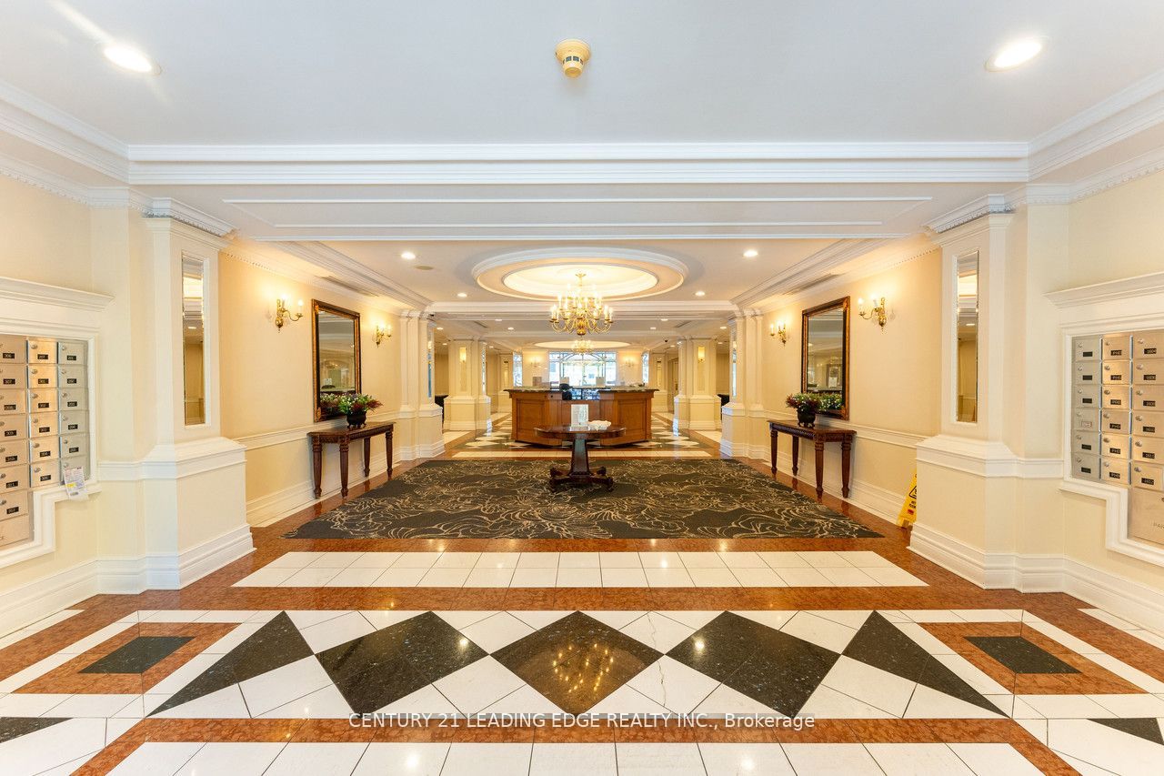 887 Bay St, #1508