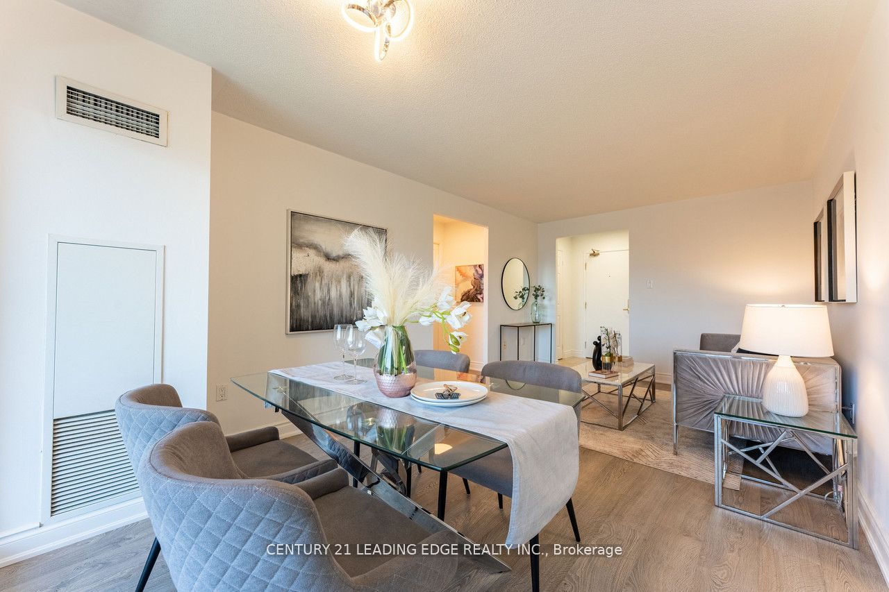 887 Bay St, #1508