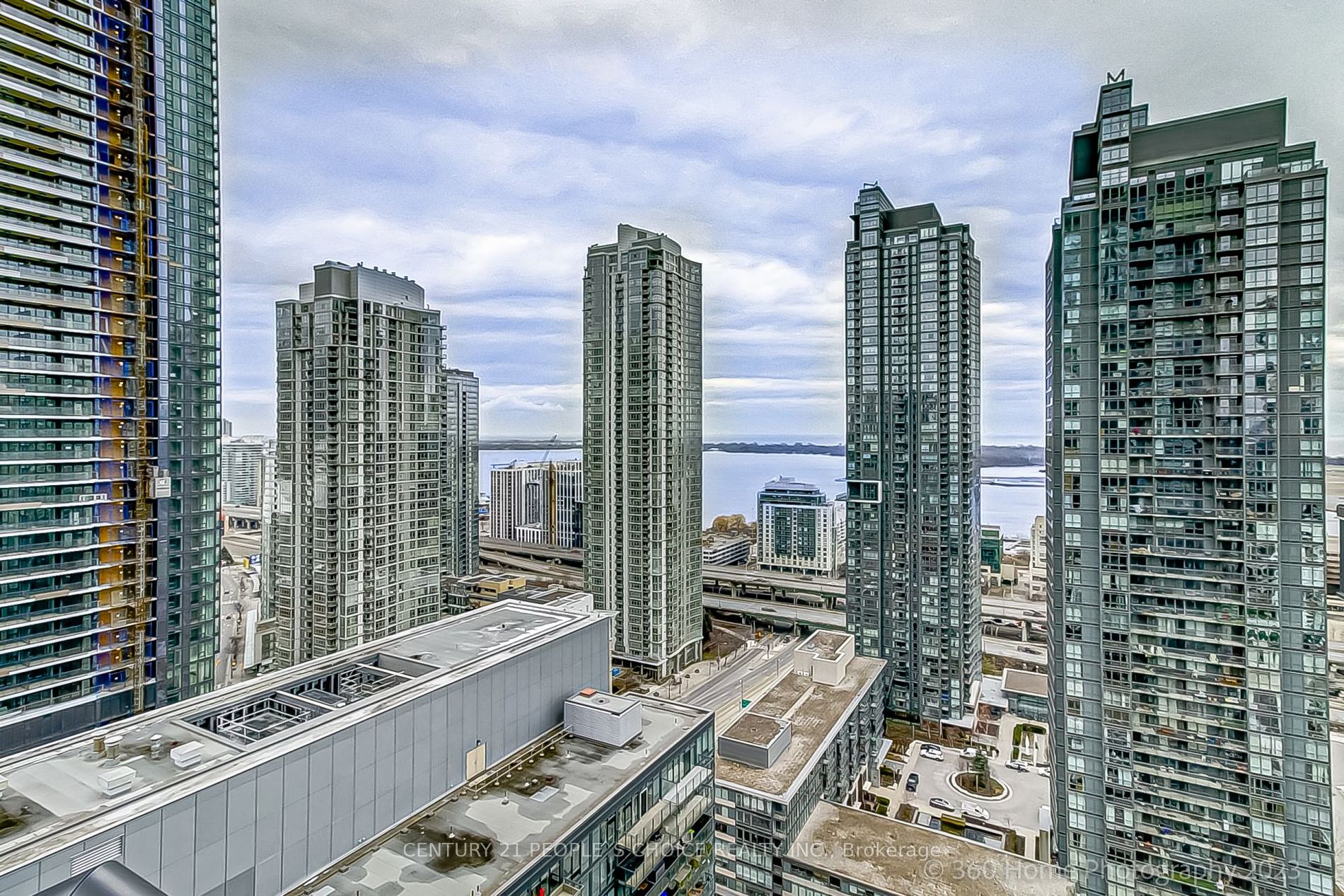 25 Telegram Mews, #3105