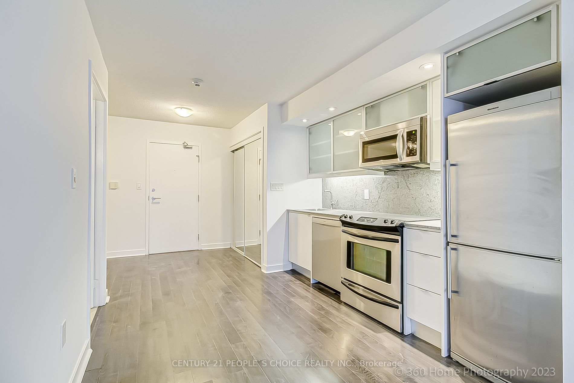 25 Telegram Mews, #3105