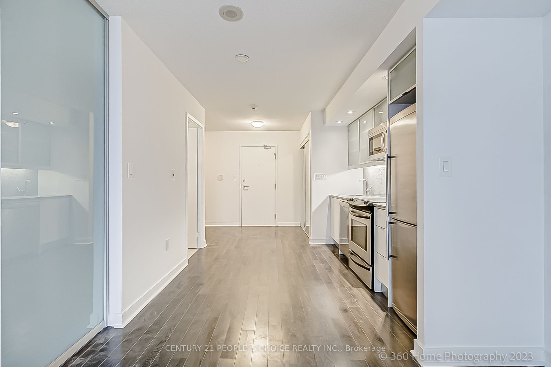 25 Telegram Mews, #3105