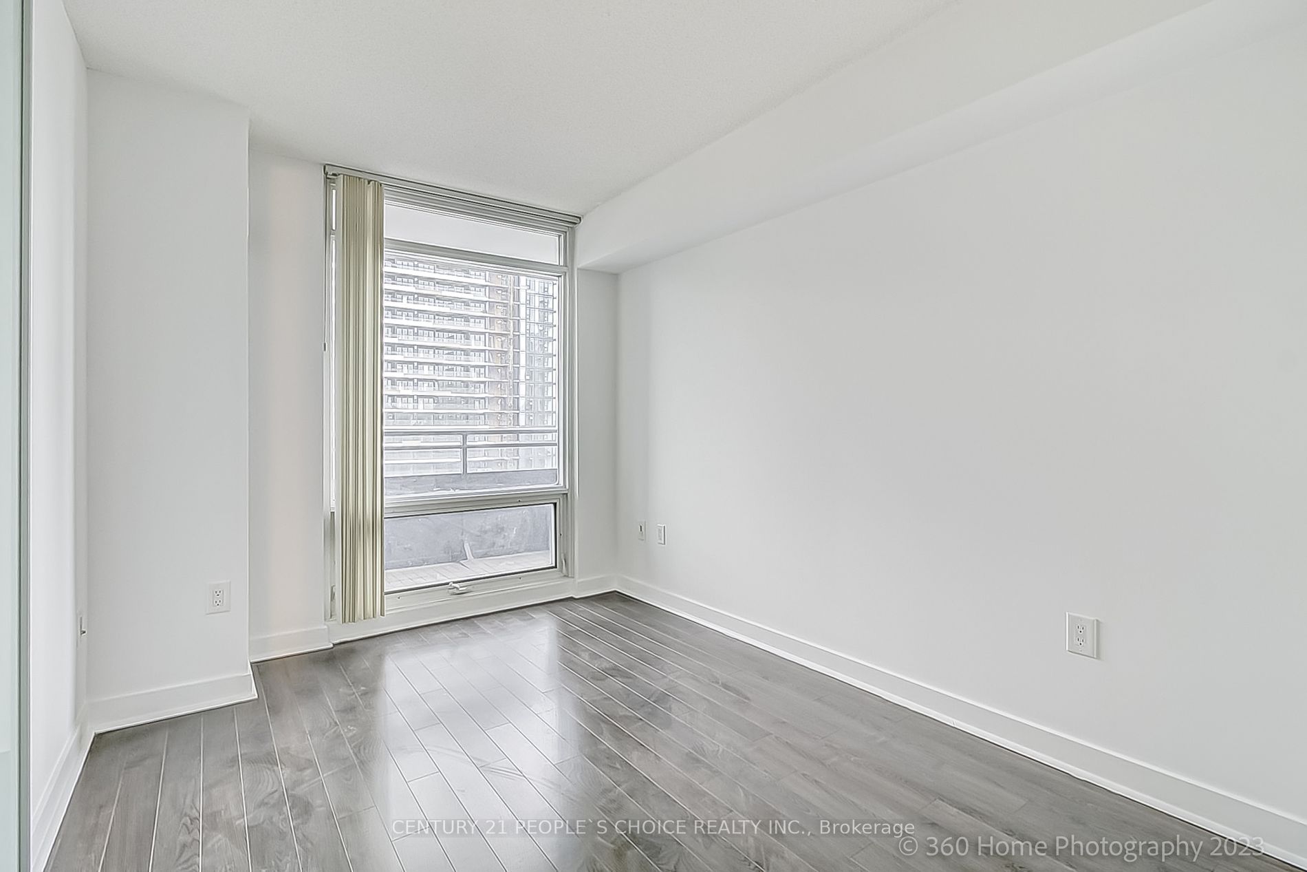 25 Telegram Mews, #3105