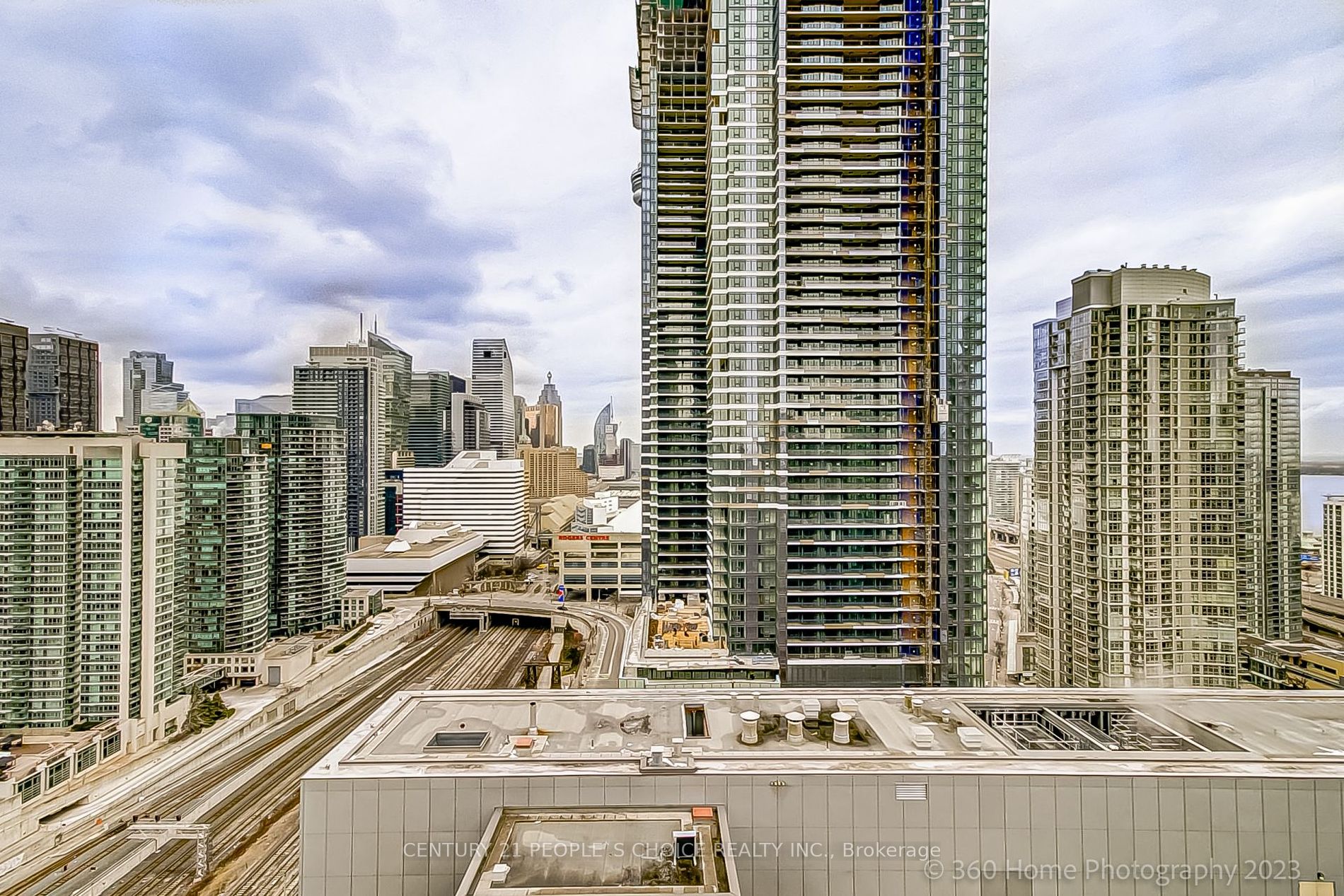 25 Telegram Mews, #3105