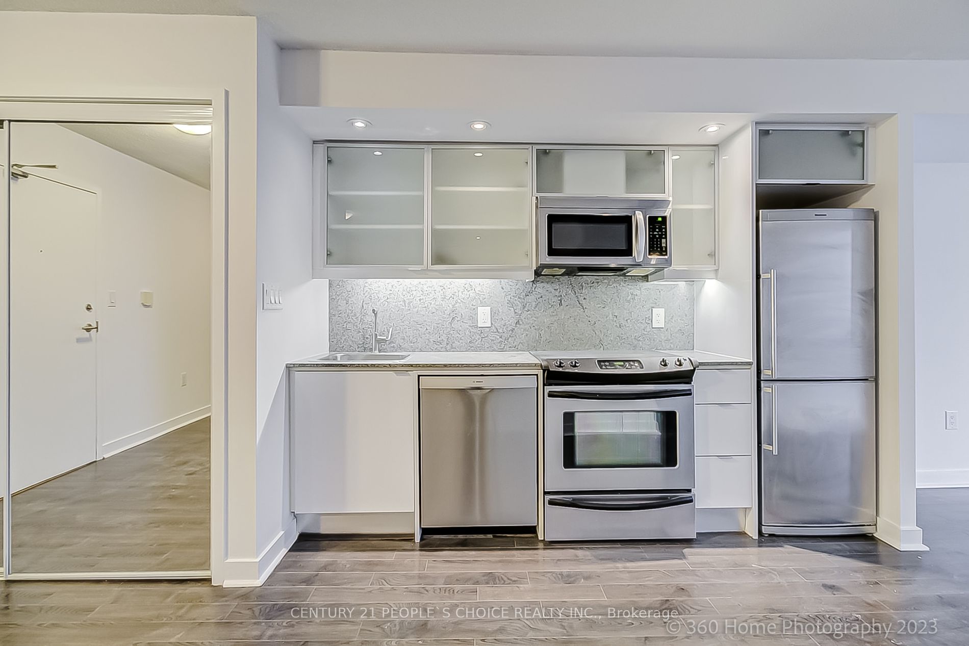 25 Telegram Mews, #3105