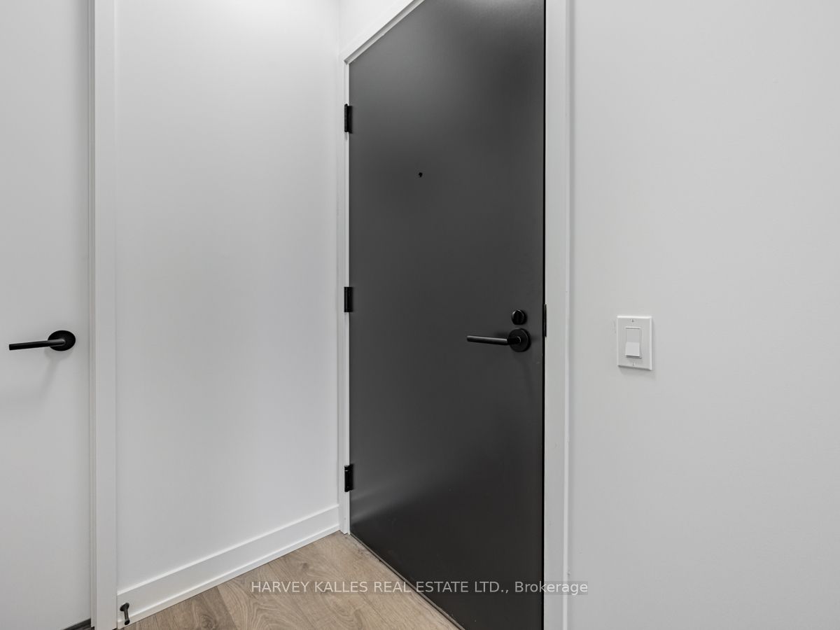 108 Peter Street, #3211