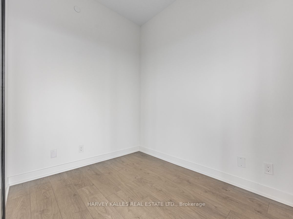 108 Peter Street, #3211
