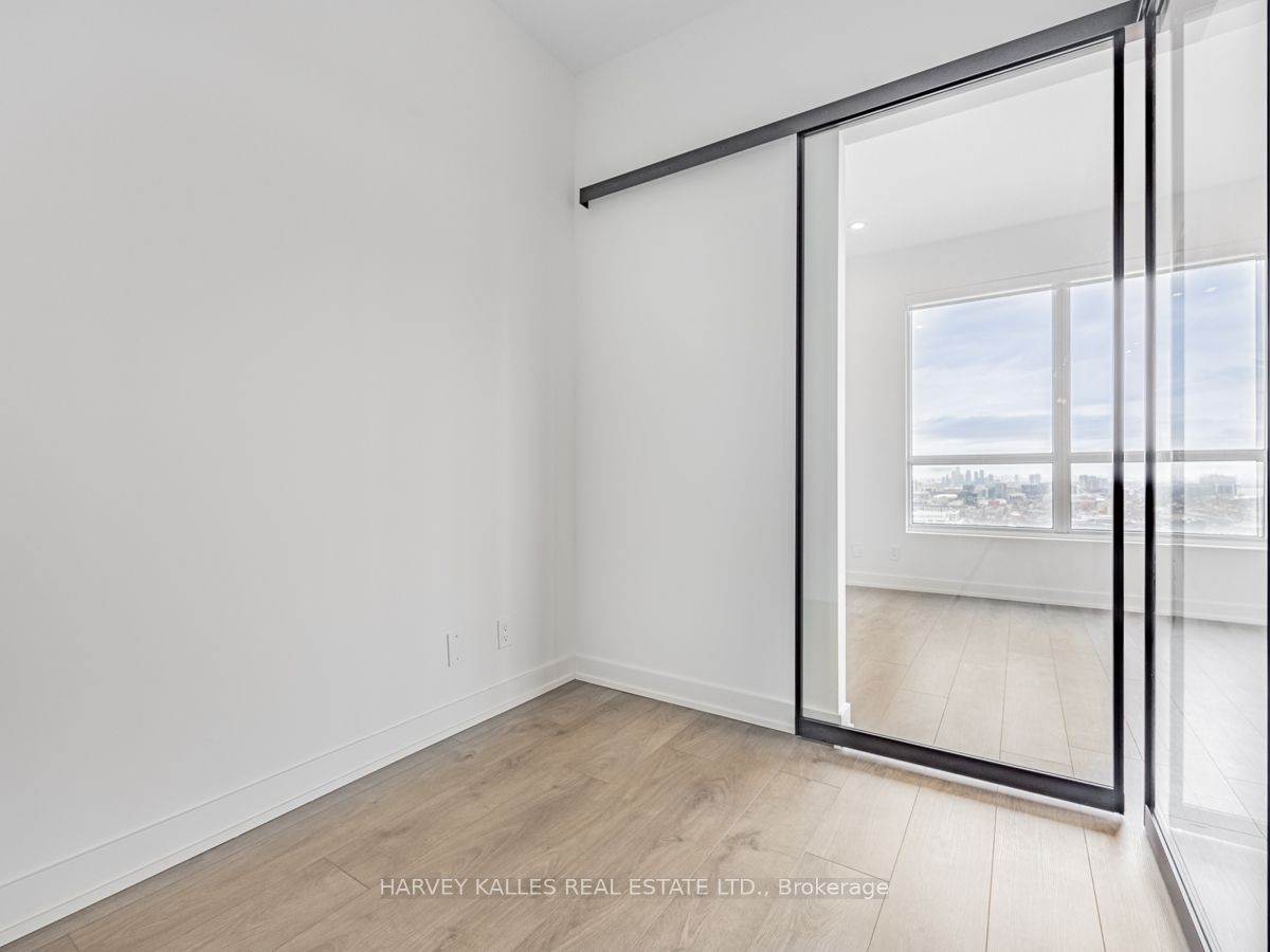 108 Peter Street, #3211
