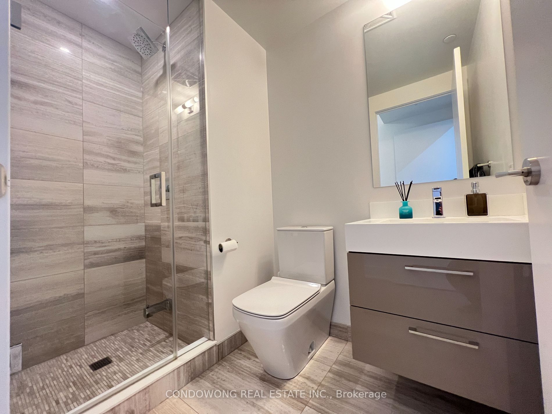 1 Yorkville Avenue #3801