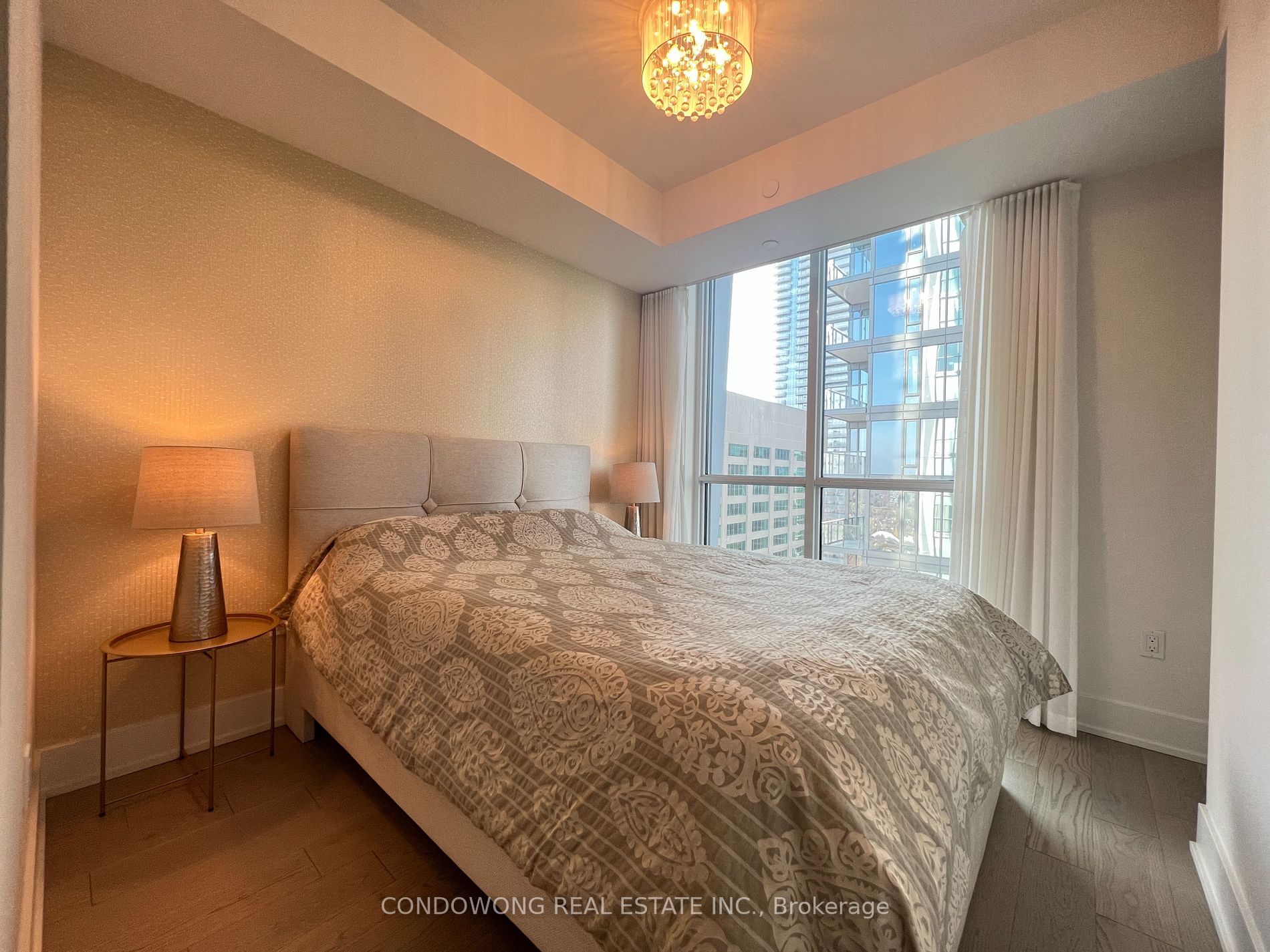 1 Yorkville Avenue #3801