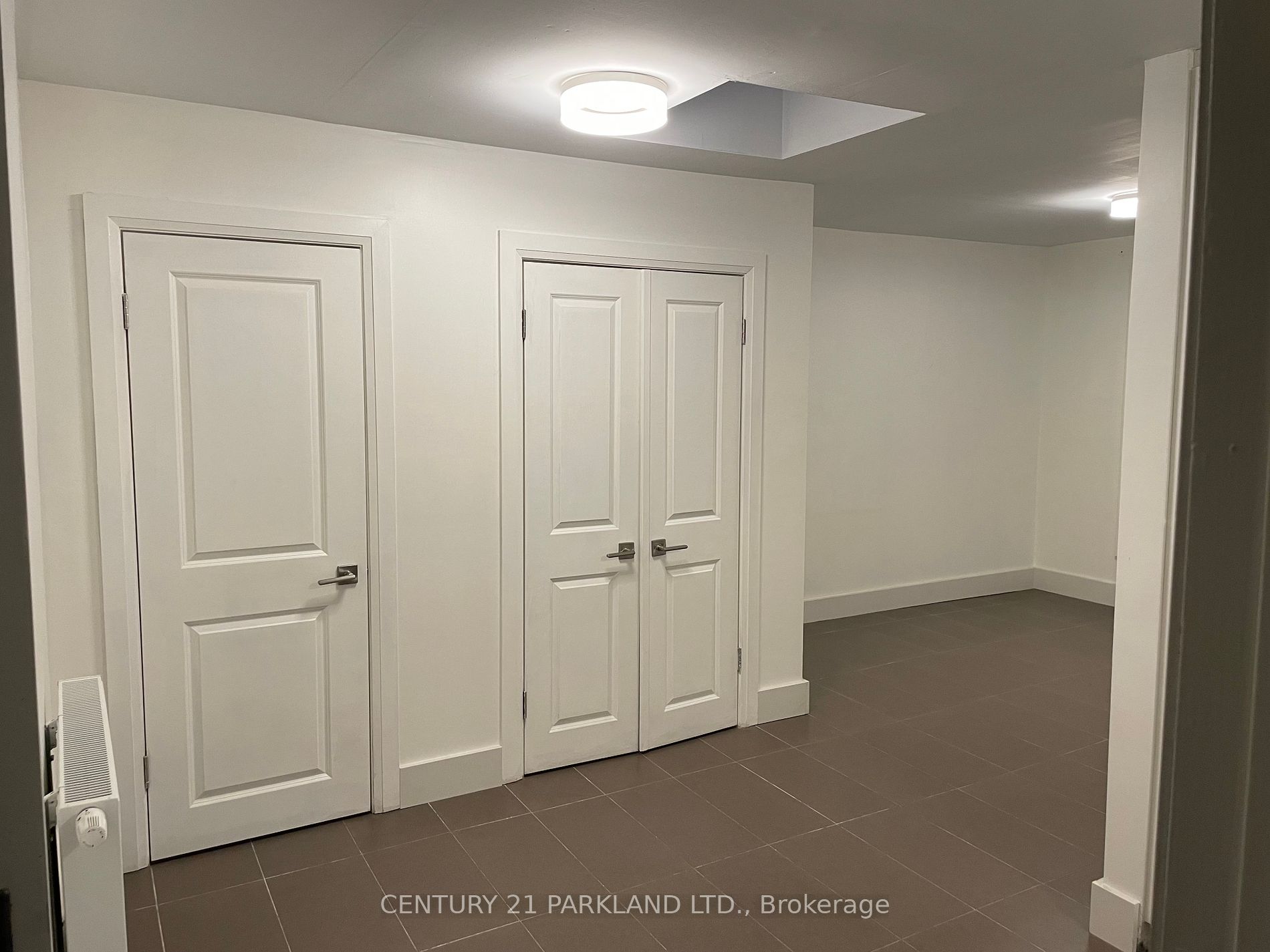 213 Queen Street E, #6