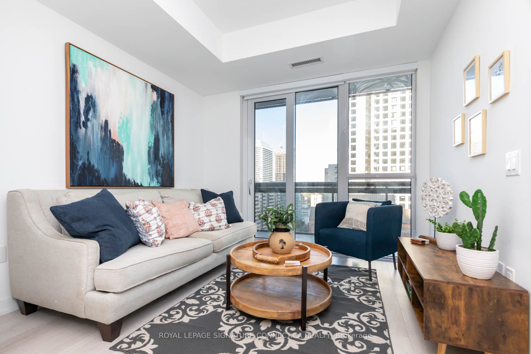 39 Roehampton Avenue, #1101