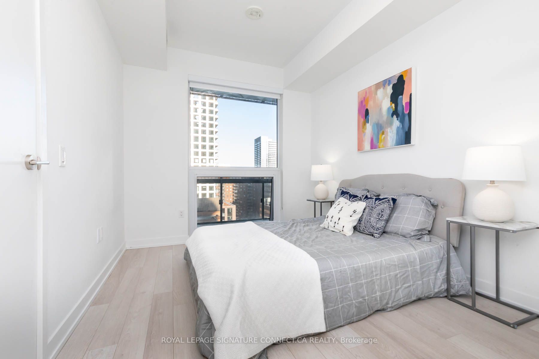 39 Roehampton Avenue, #1101